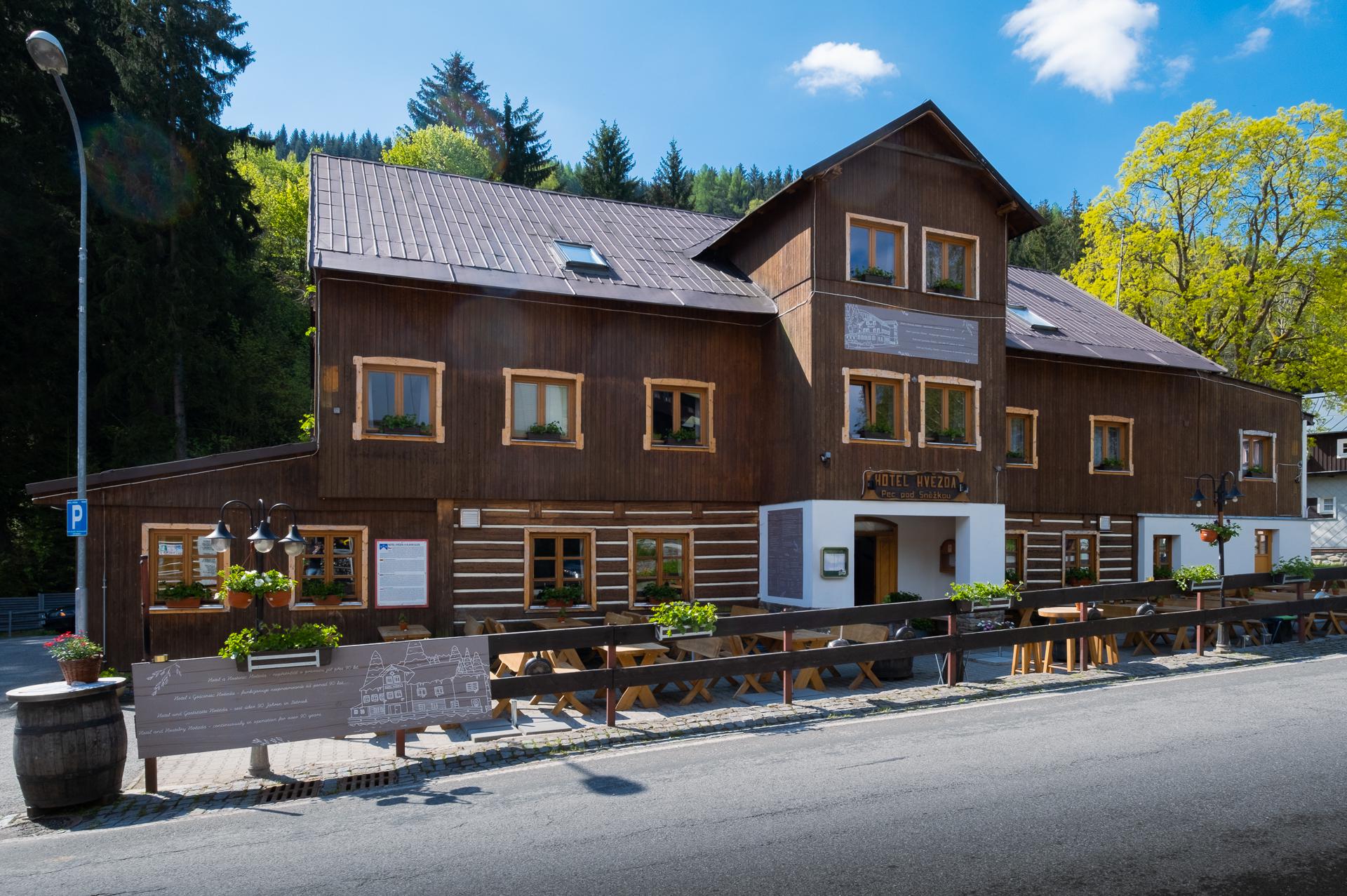 Hotel a Hostinec Hvězda