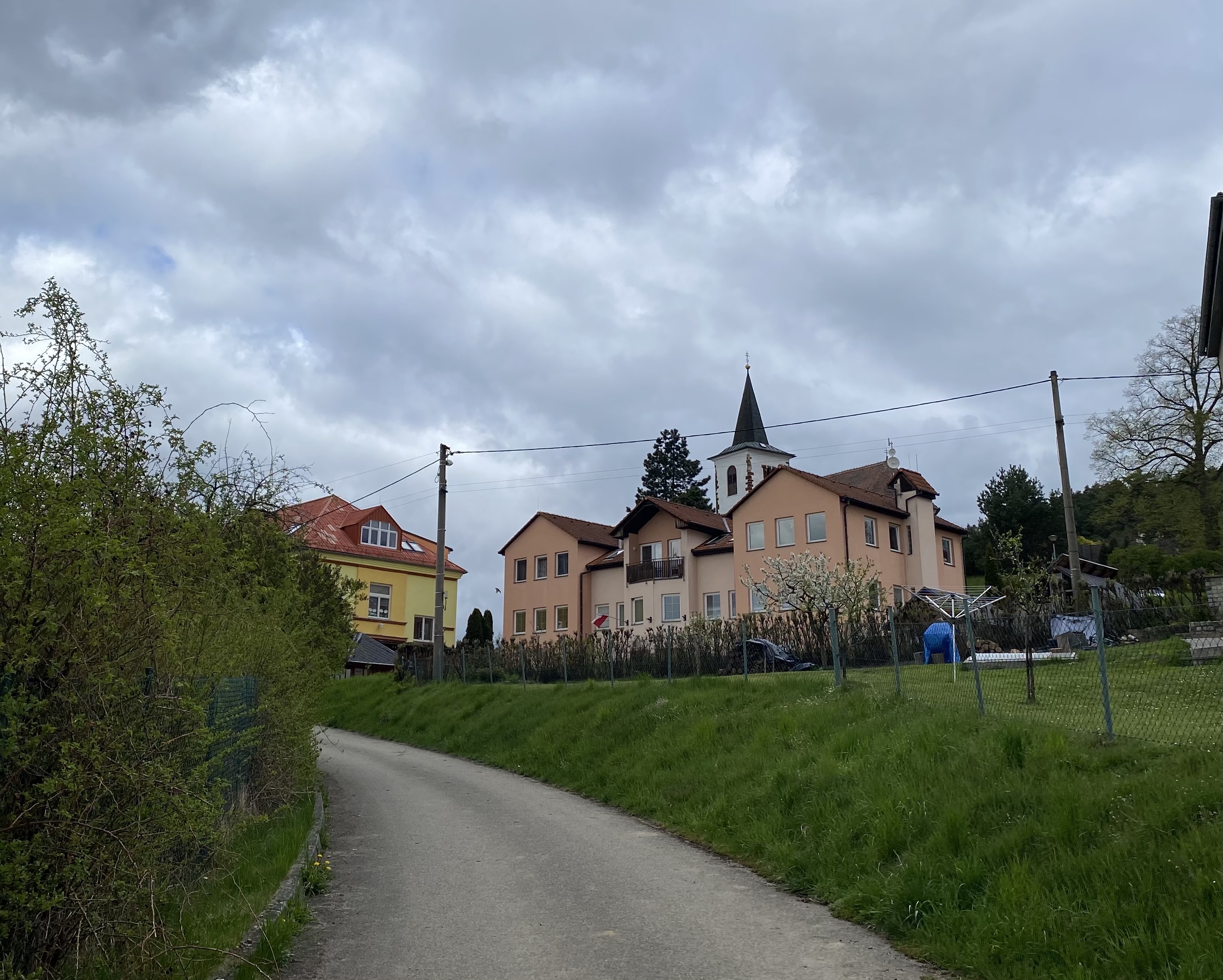 Vísky - obecní úřad foto 2