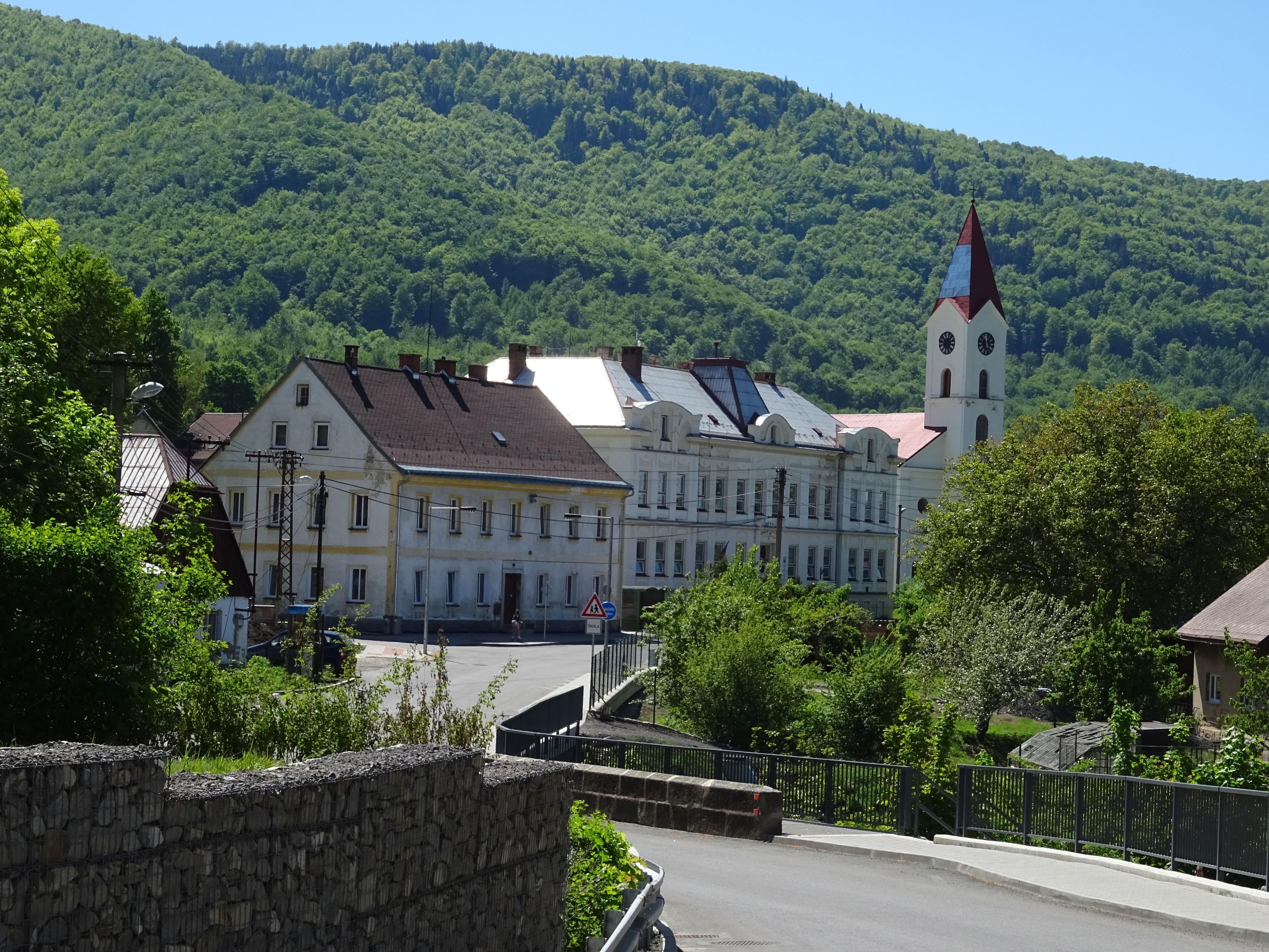 ZŠ a MŠ Bílý Potok foto 4