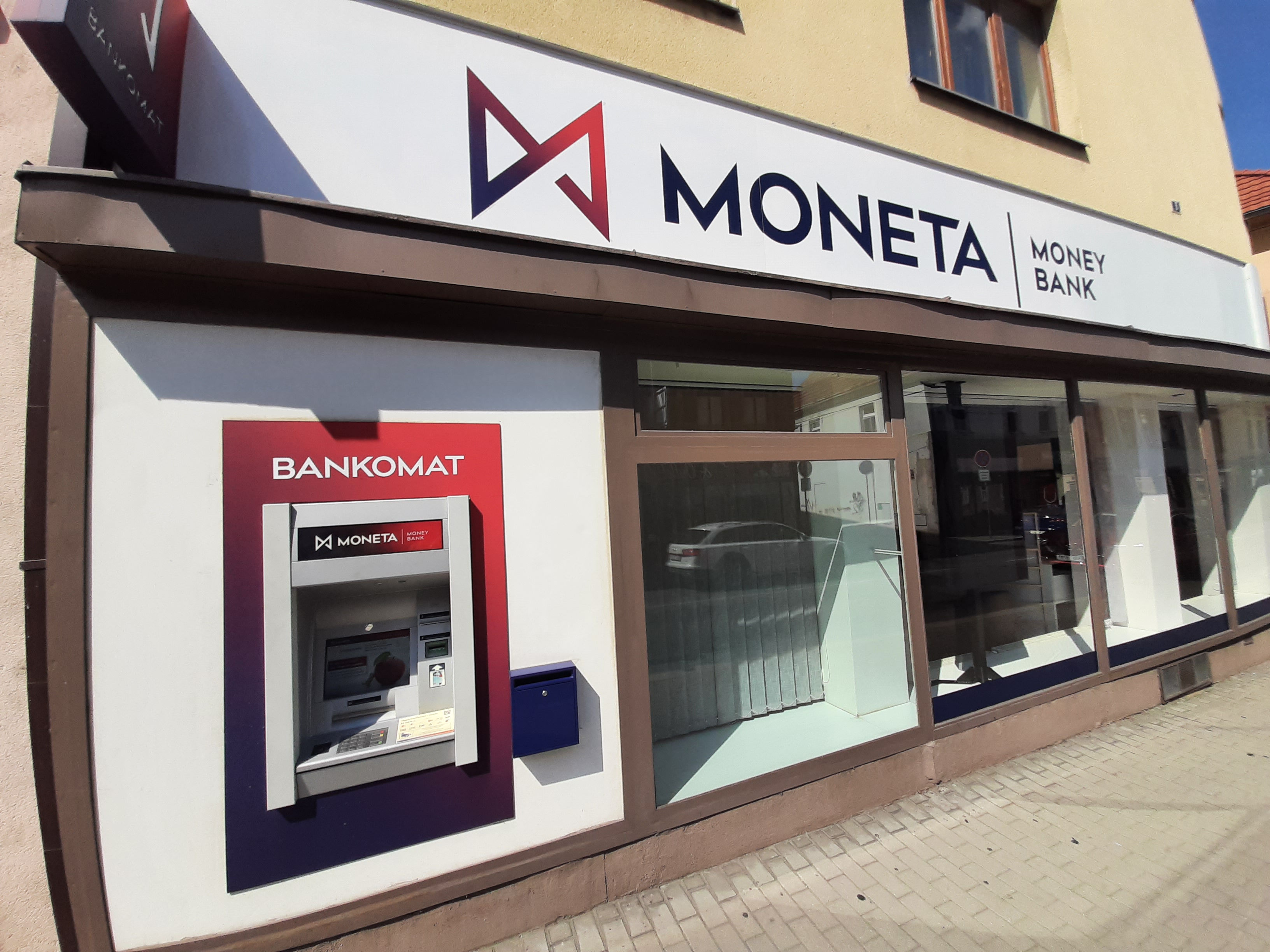 Bankomat MONETA Money Bank foto 3