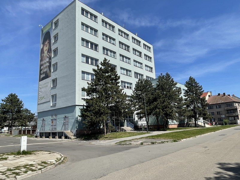 Igor Kahánek, Úvěrové Centrum foto 2