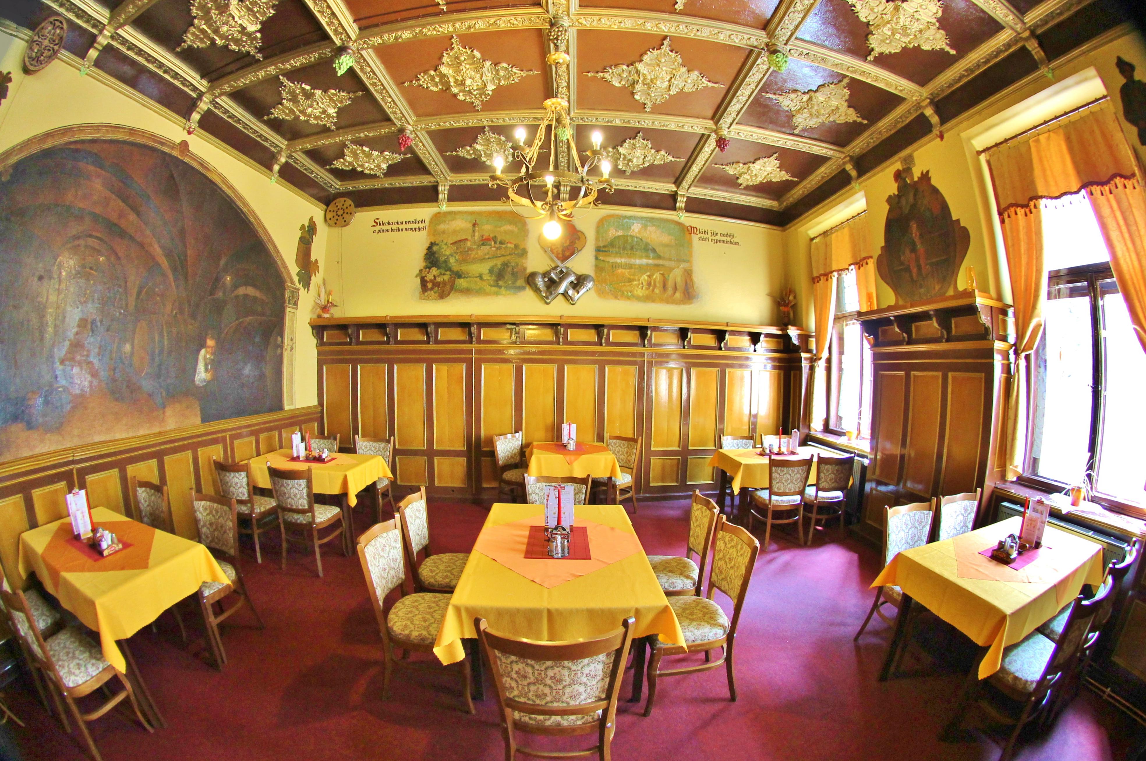 Vinárna Restaurant U Dvou rytířů