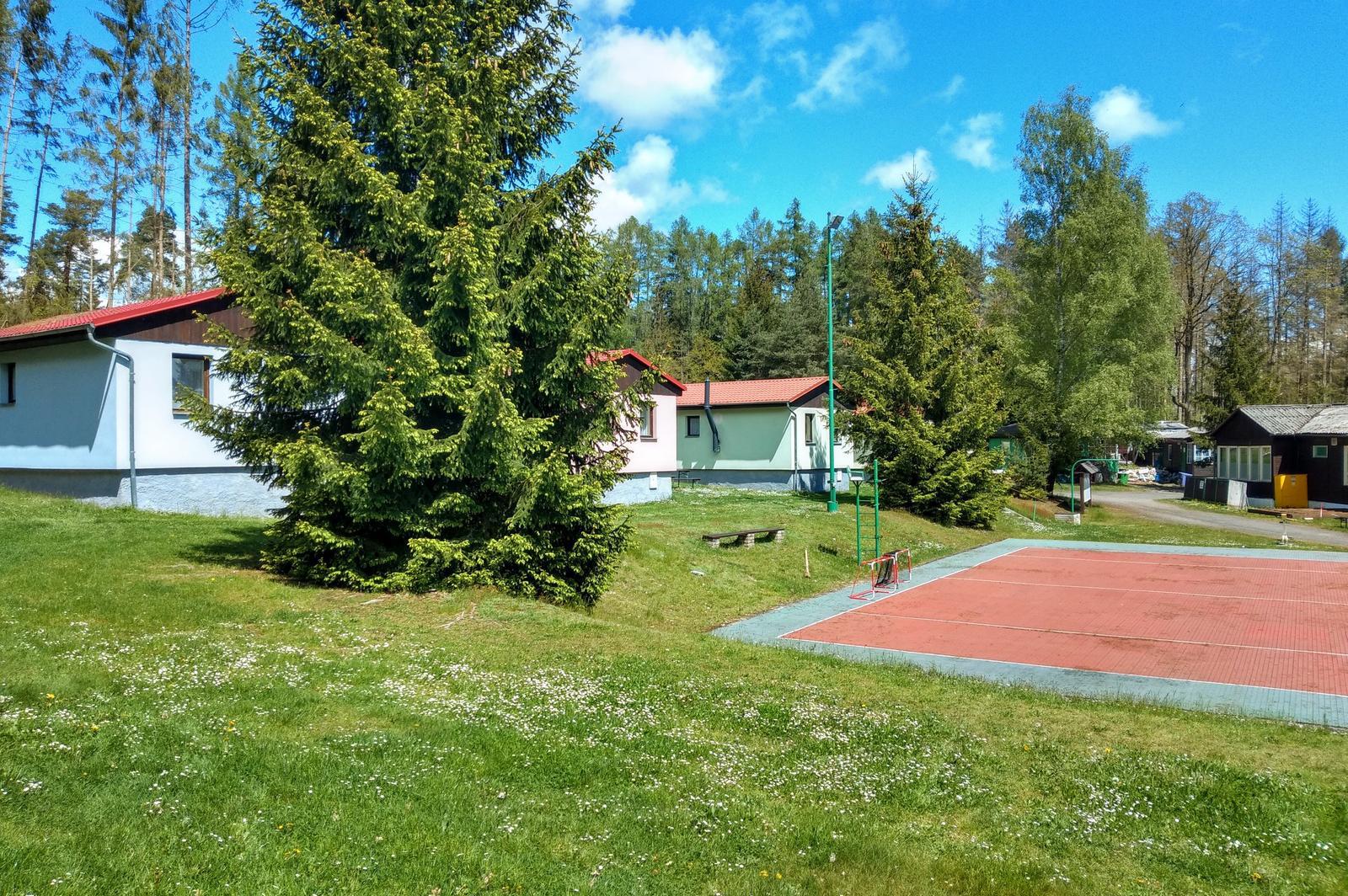 Nad rybníkem - rodinný rekreační areál