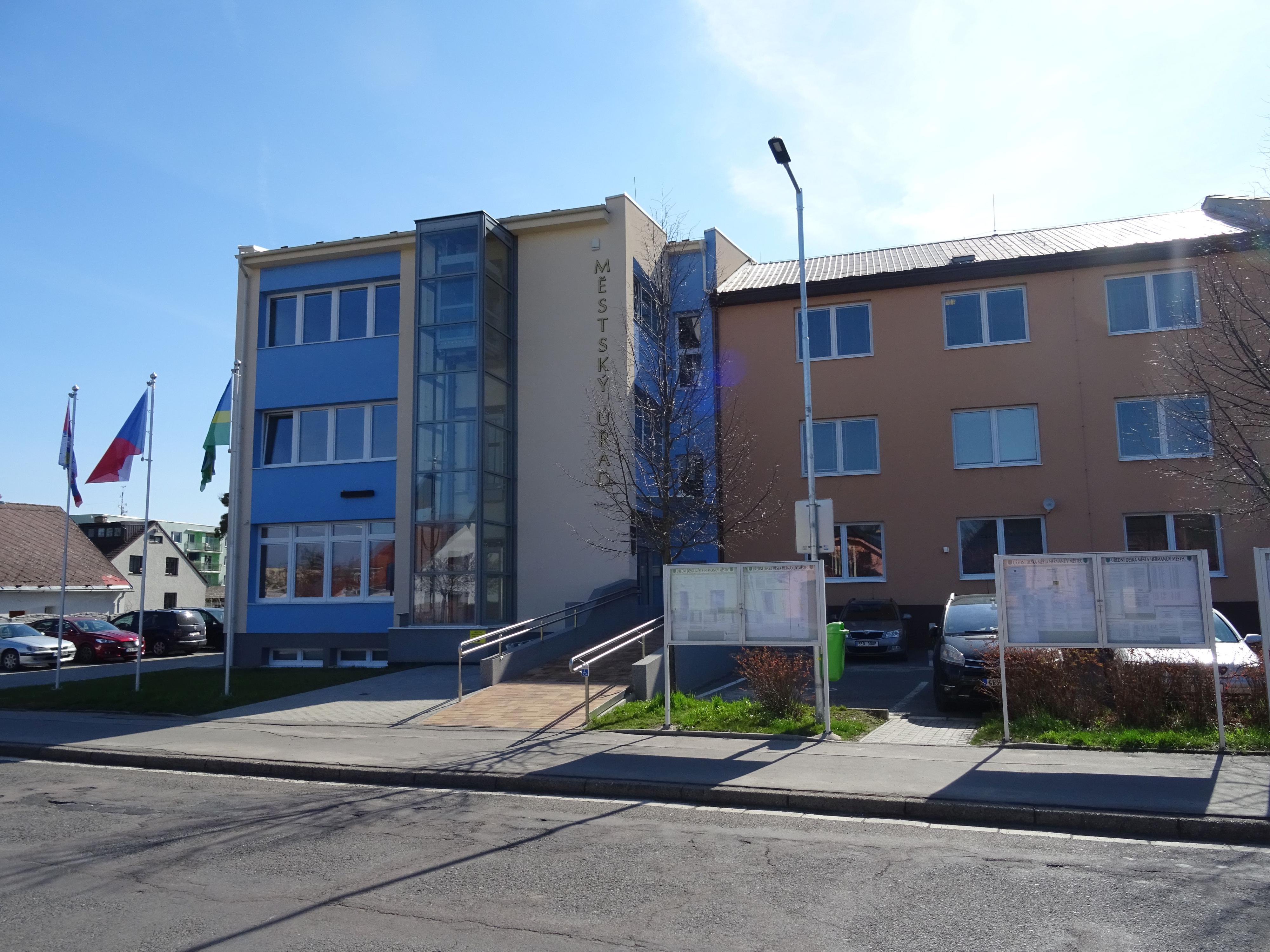 Heřmanův Městec - městský úřad