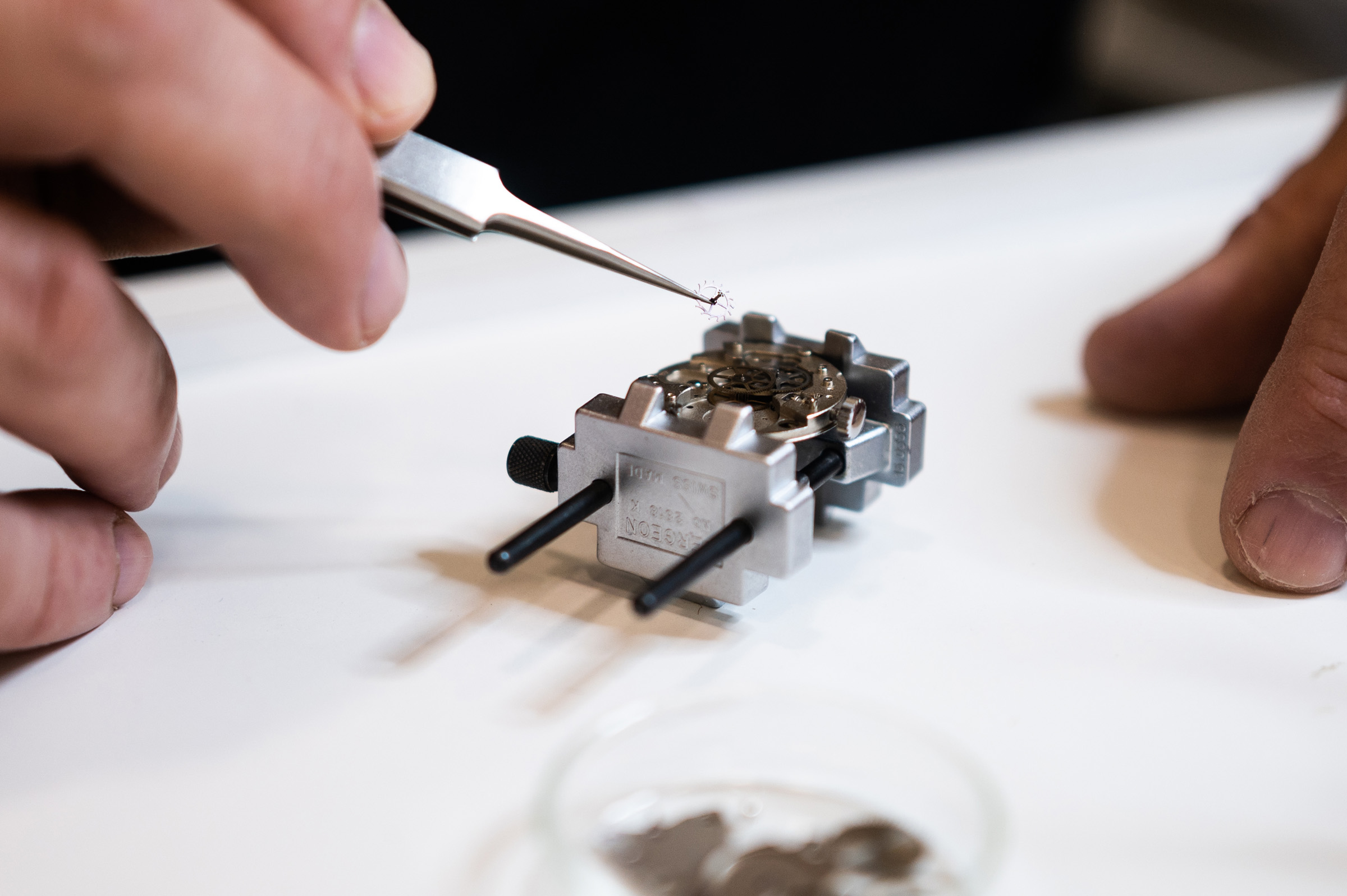 Ondřej Košťálek - hodinářství - zlato - stříbro foto 6