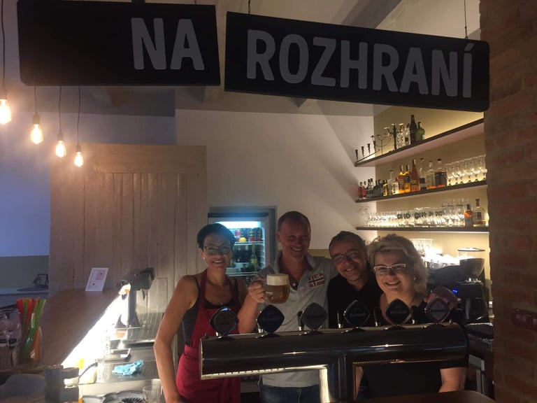 Restaurace Na Rozhraní foto 2