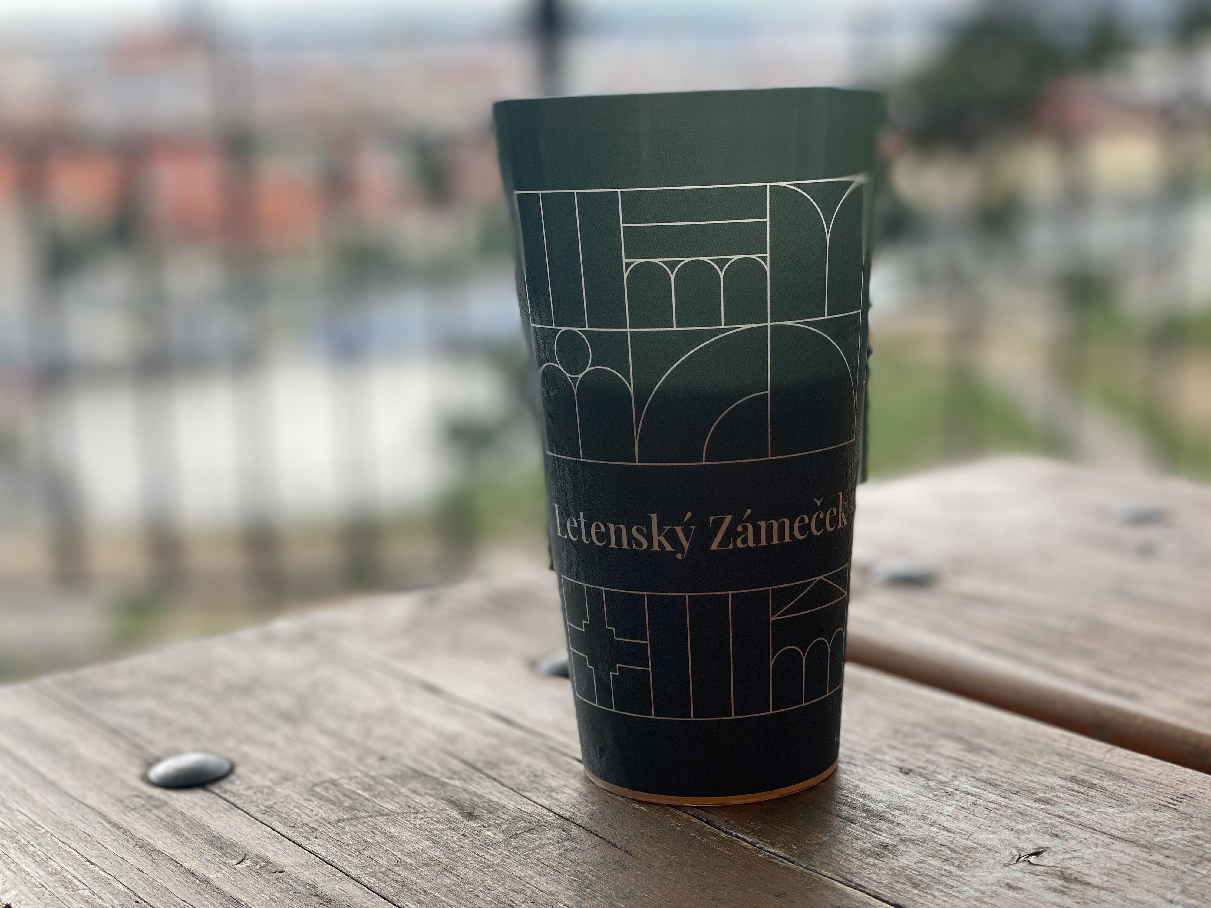 Občerstvení Letenský zámeček foto 2