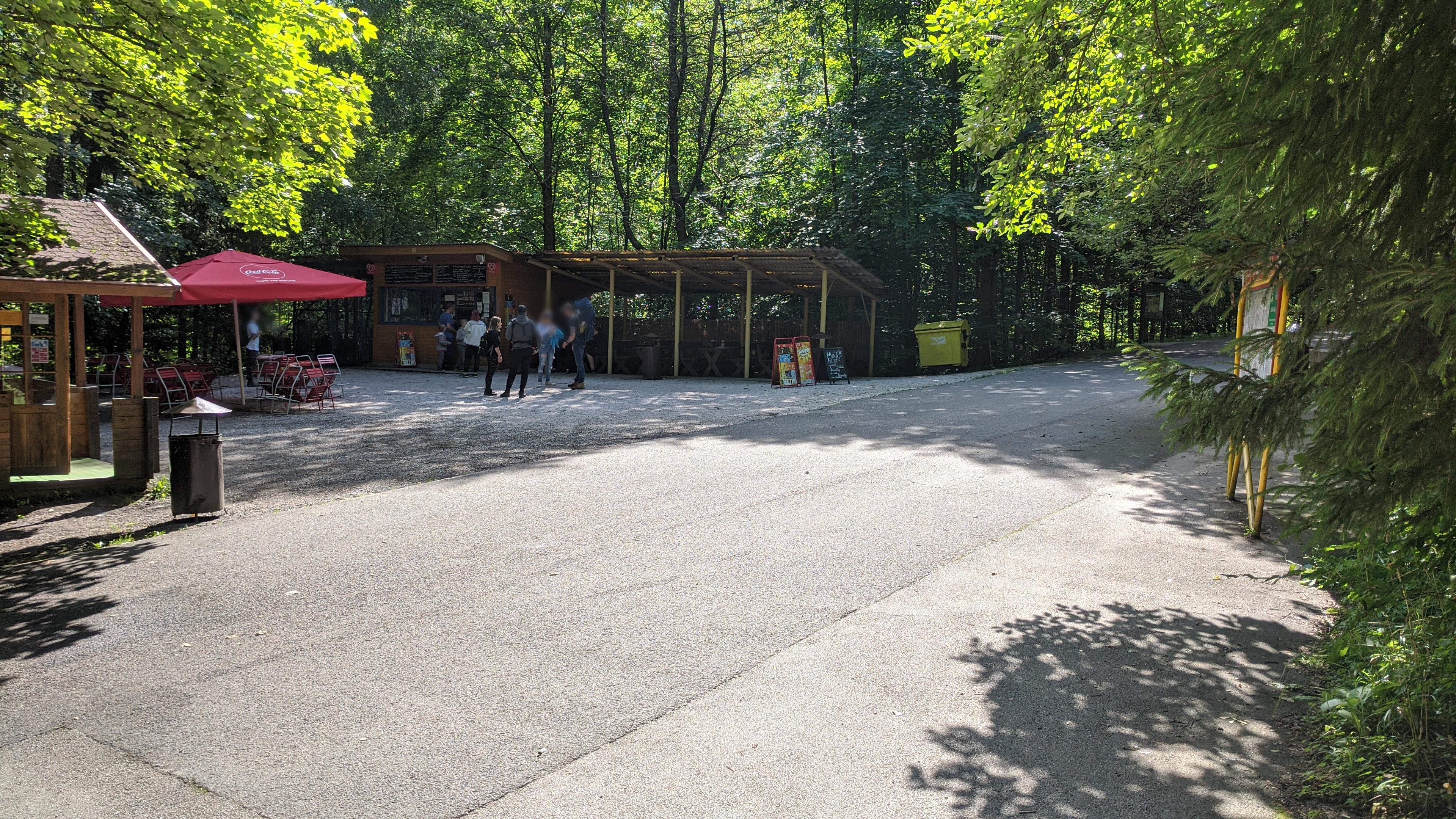 Občerstvení U Bozkovských jeskyní foto 1