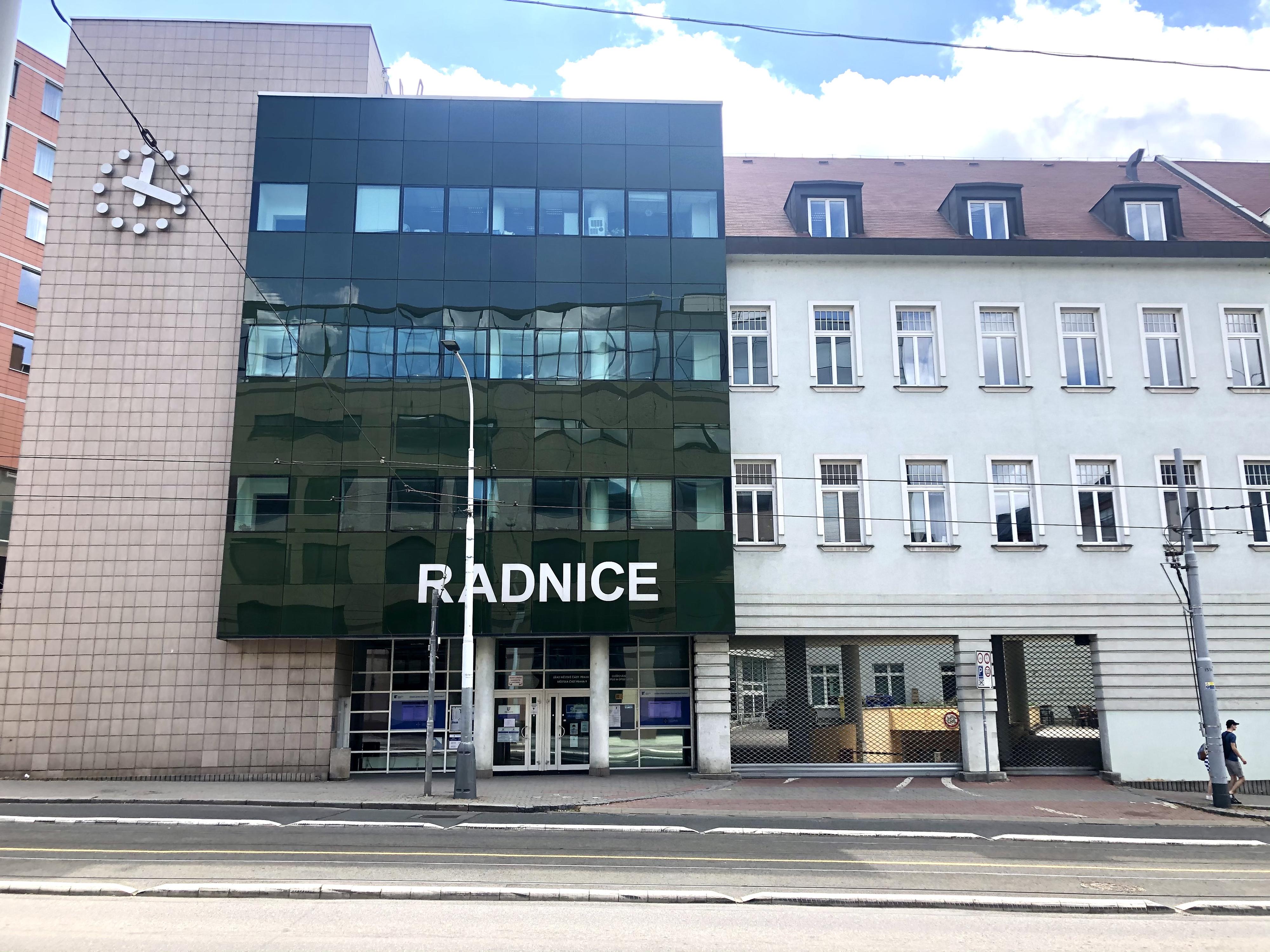 Úřad městské části Praha 9 foto 5