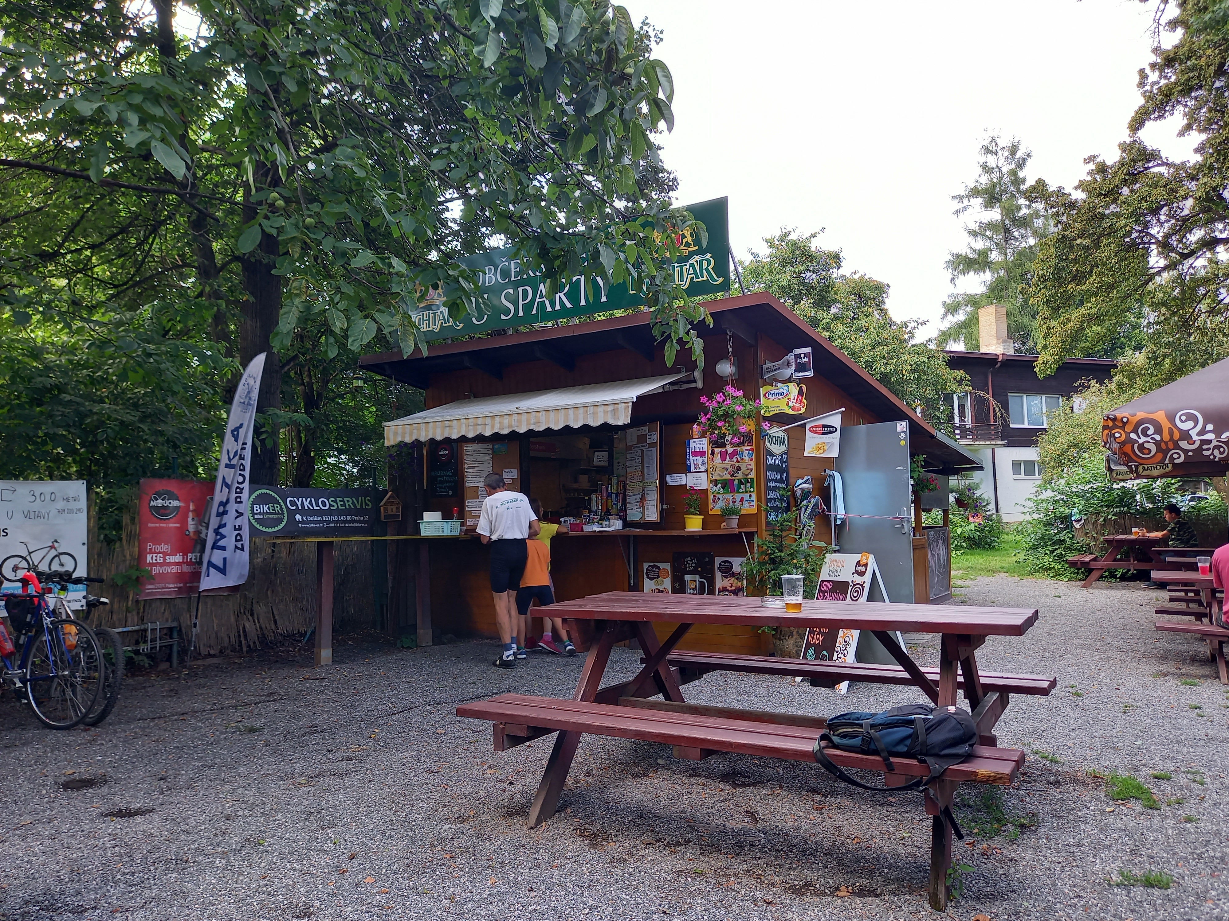 Občerstvení U Sparty foto 2