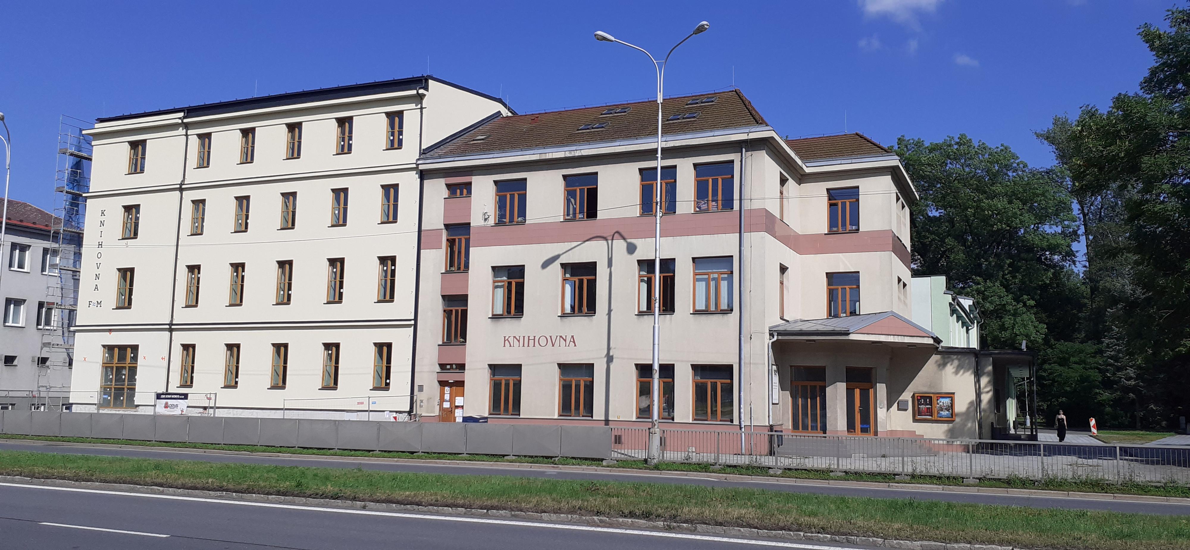 Městská knihovna F-M, pobočka Místek foto 6