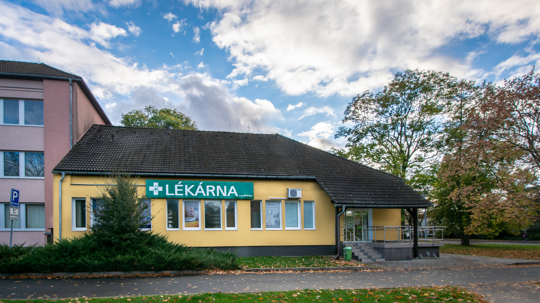 Lékárna u polikliniky