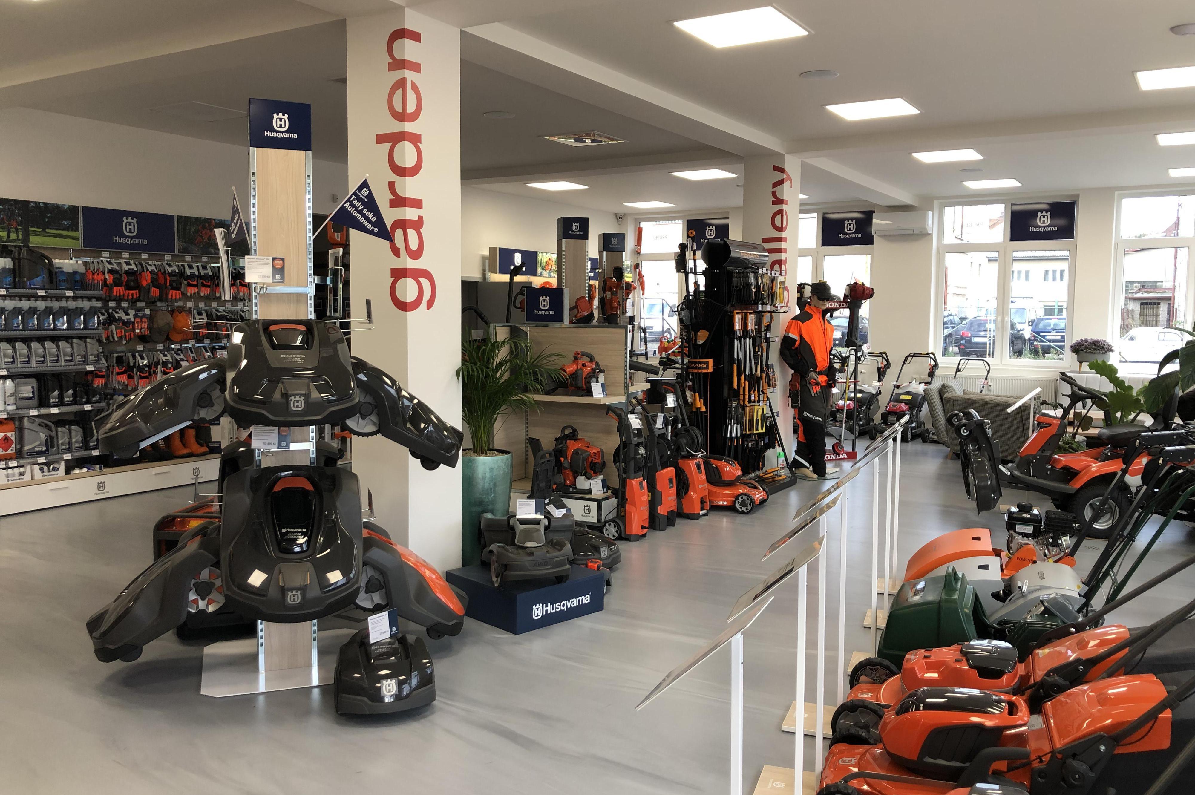 New Visit Garden Store