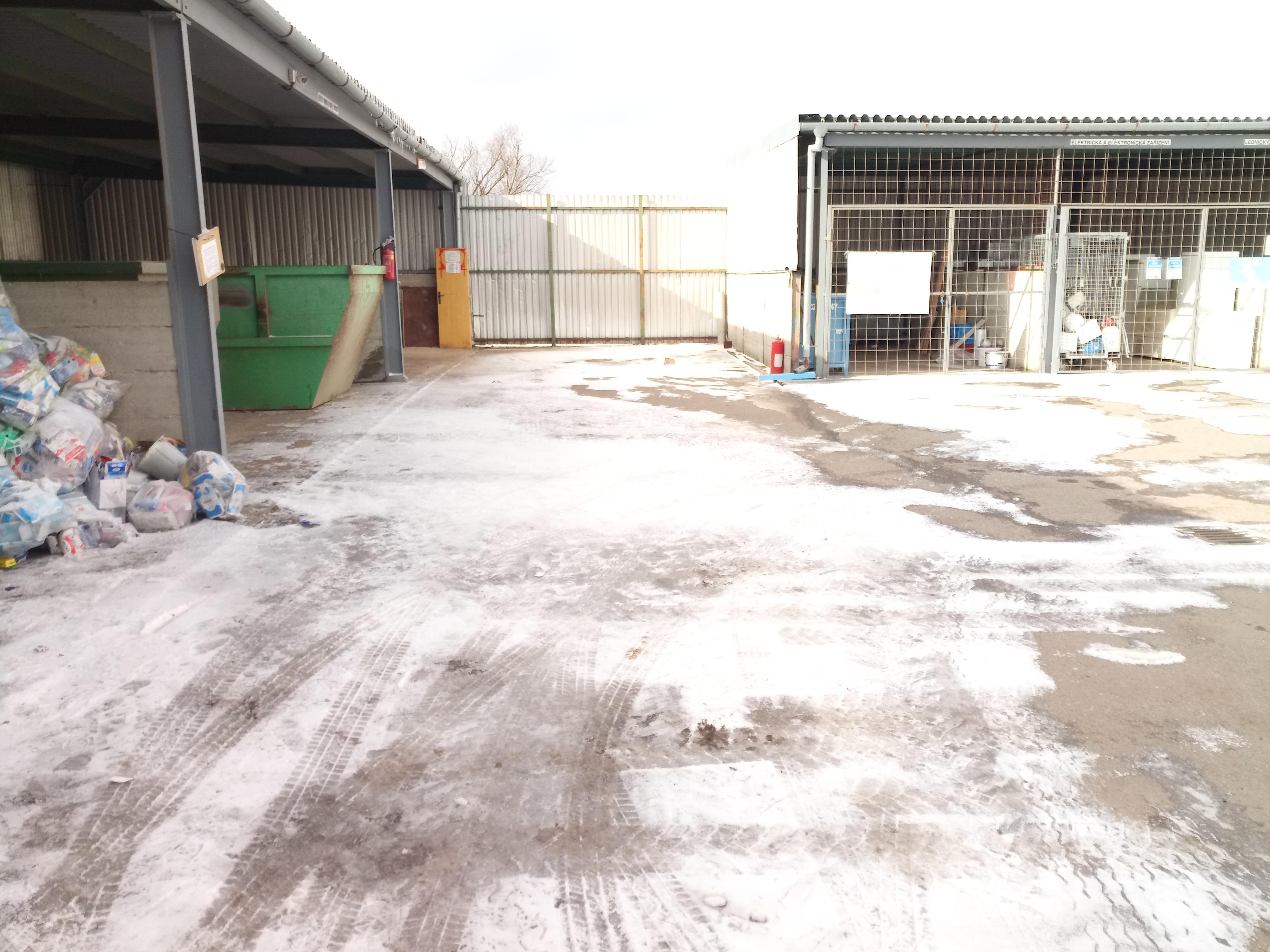 Sběrný dvůr Velké Bílovice foto 3
