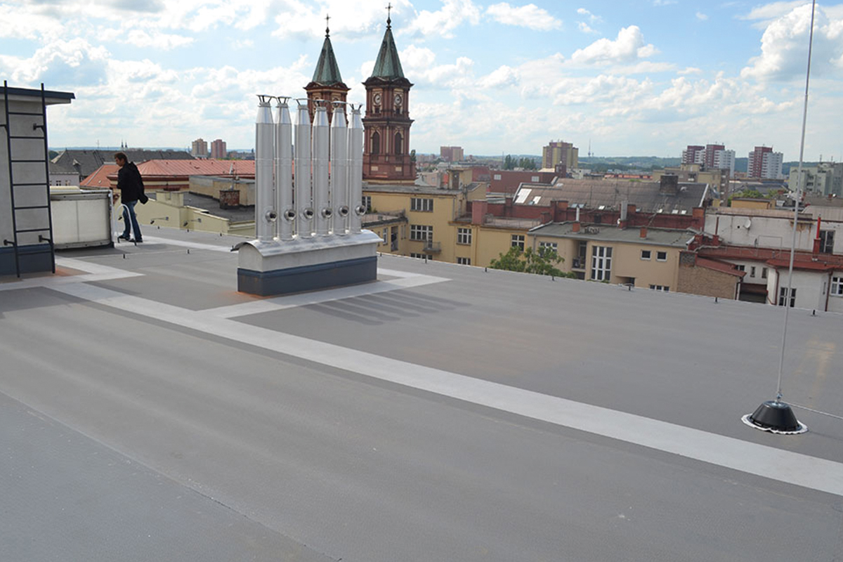 Izolatérství Marek Pietrus