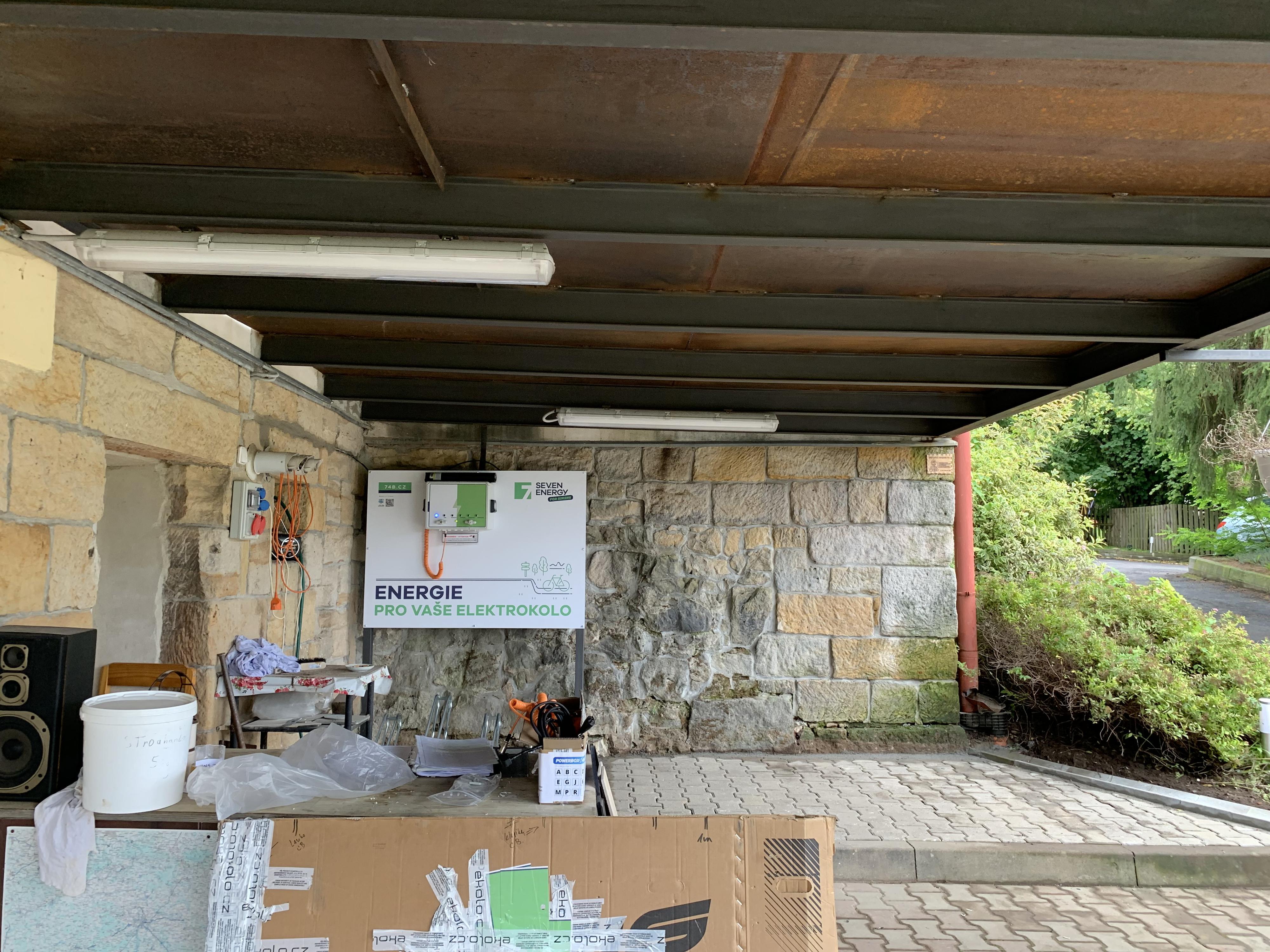 Nabíjecí stanice Hotel U Zeleného stromu foto 3