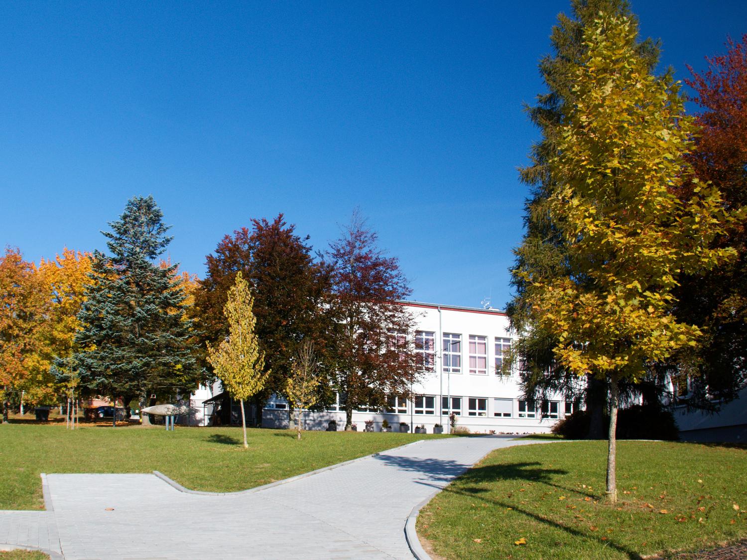 Základní škola Valašské Klobouky foto 4