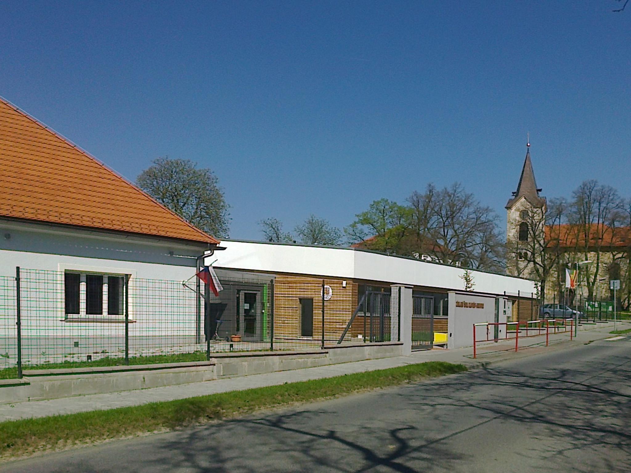 ZŠ a MŠ Zlatníky-Hodkovice foto 3