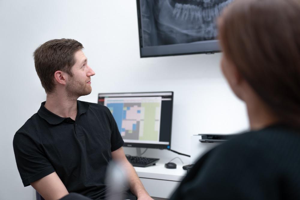 Dentální centrum Mánesova foto 3