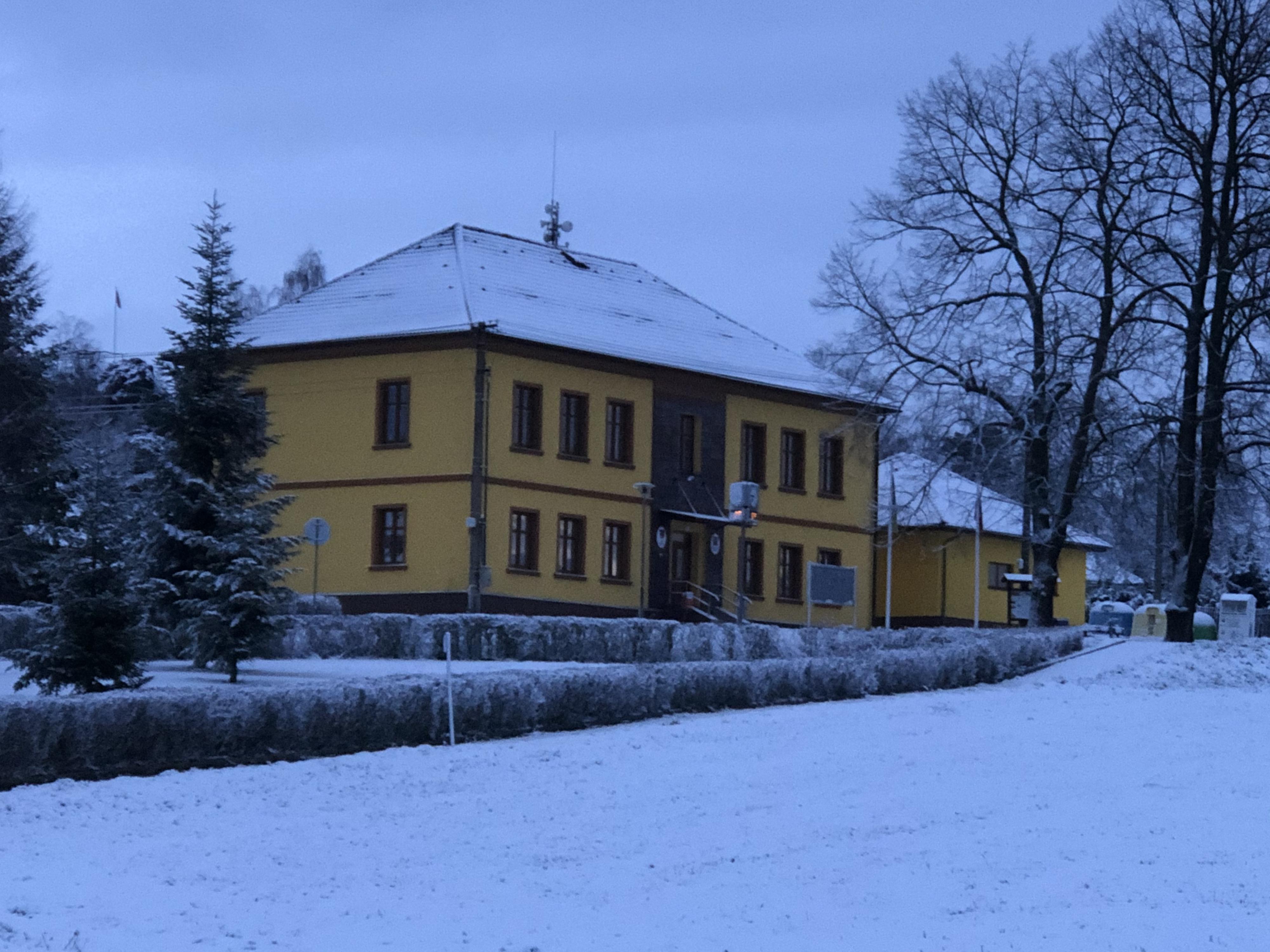 Břasy - obecní úřad foto 4