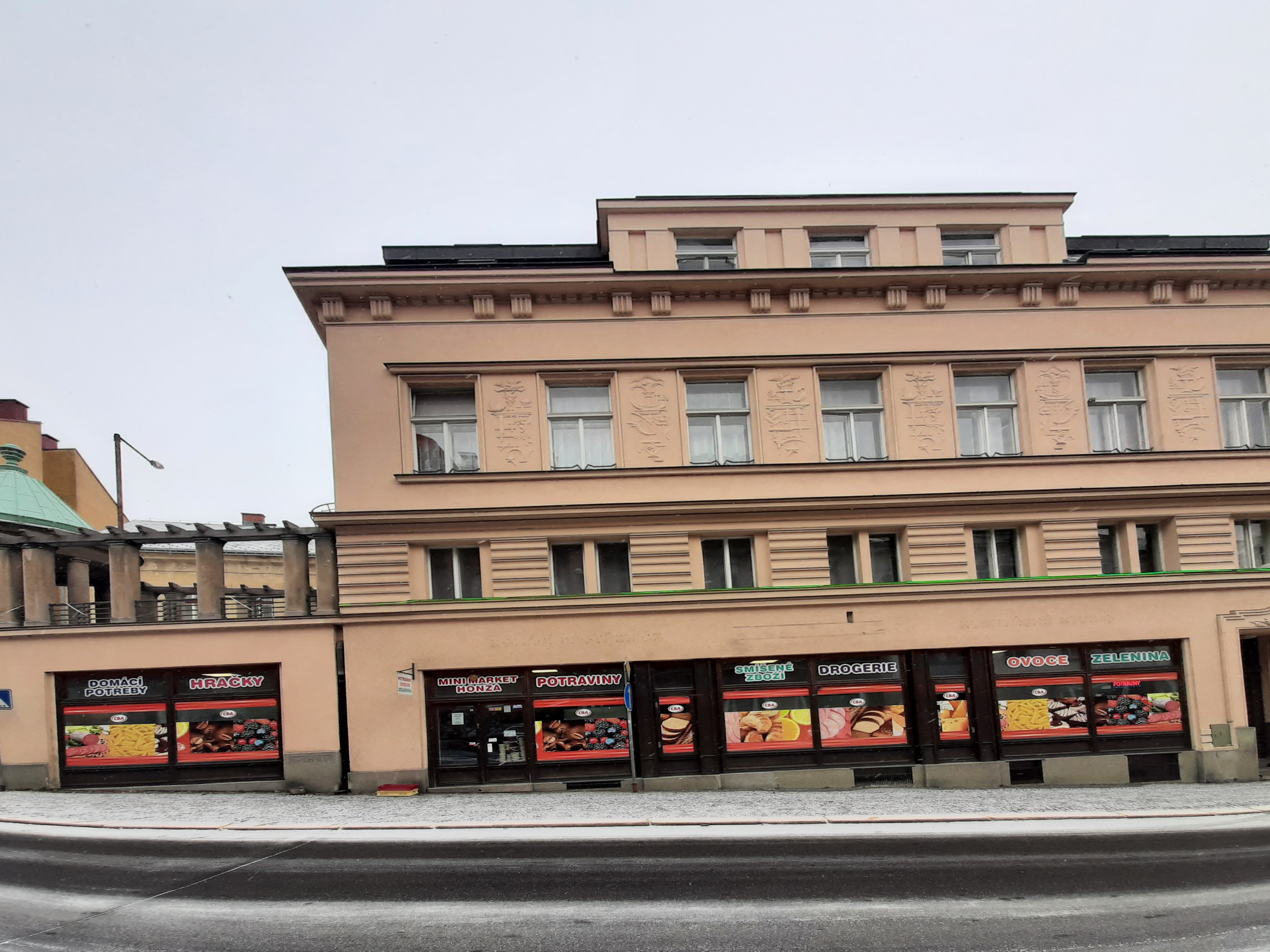 Prodejna smíšeného zboží foto 1