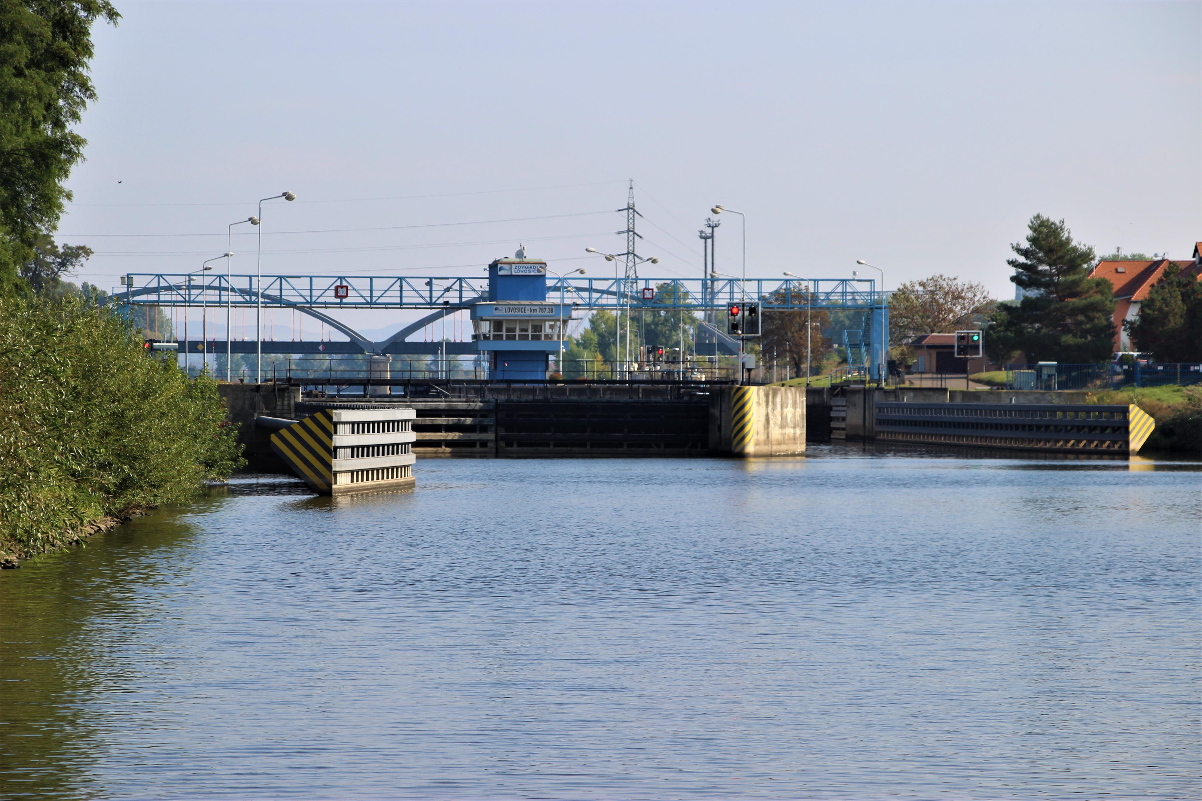 Plavební komora Lovosice foto 4