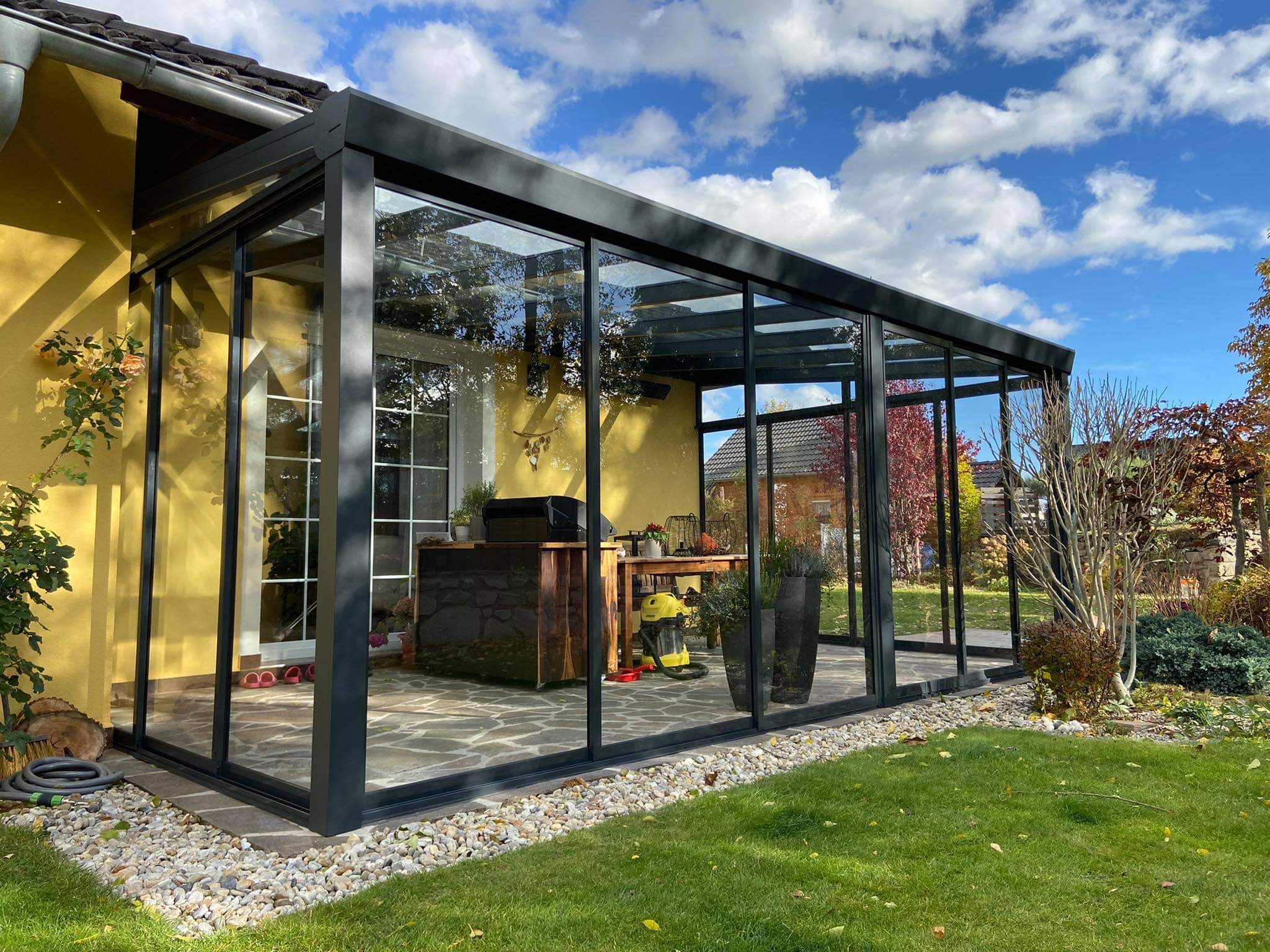 POLYCARBON CB s.r.o.