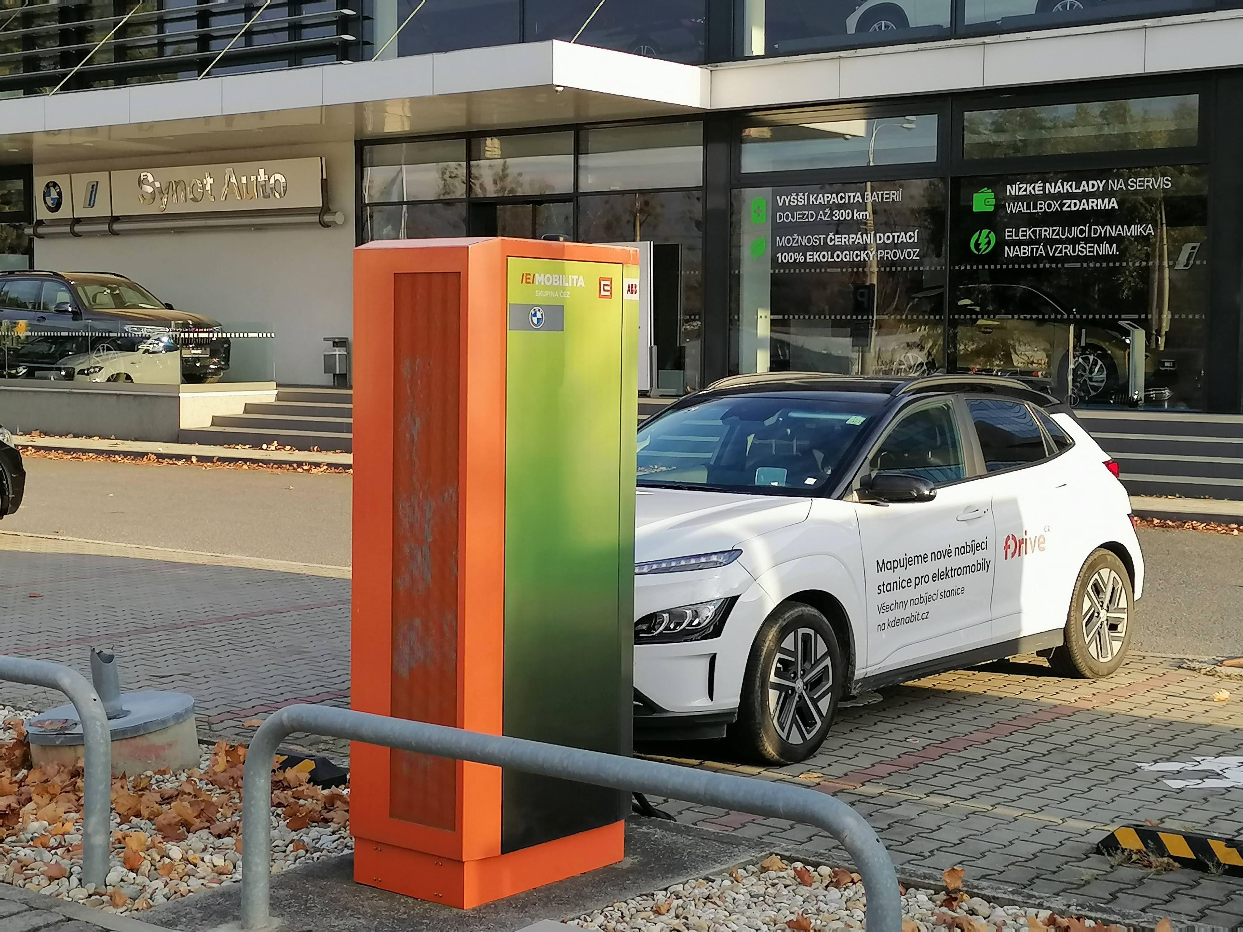 Nabíjecí stanice ČEZ foto 2