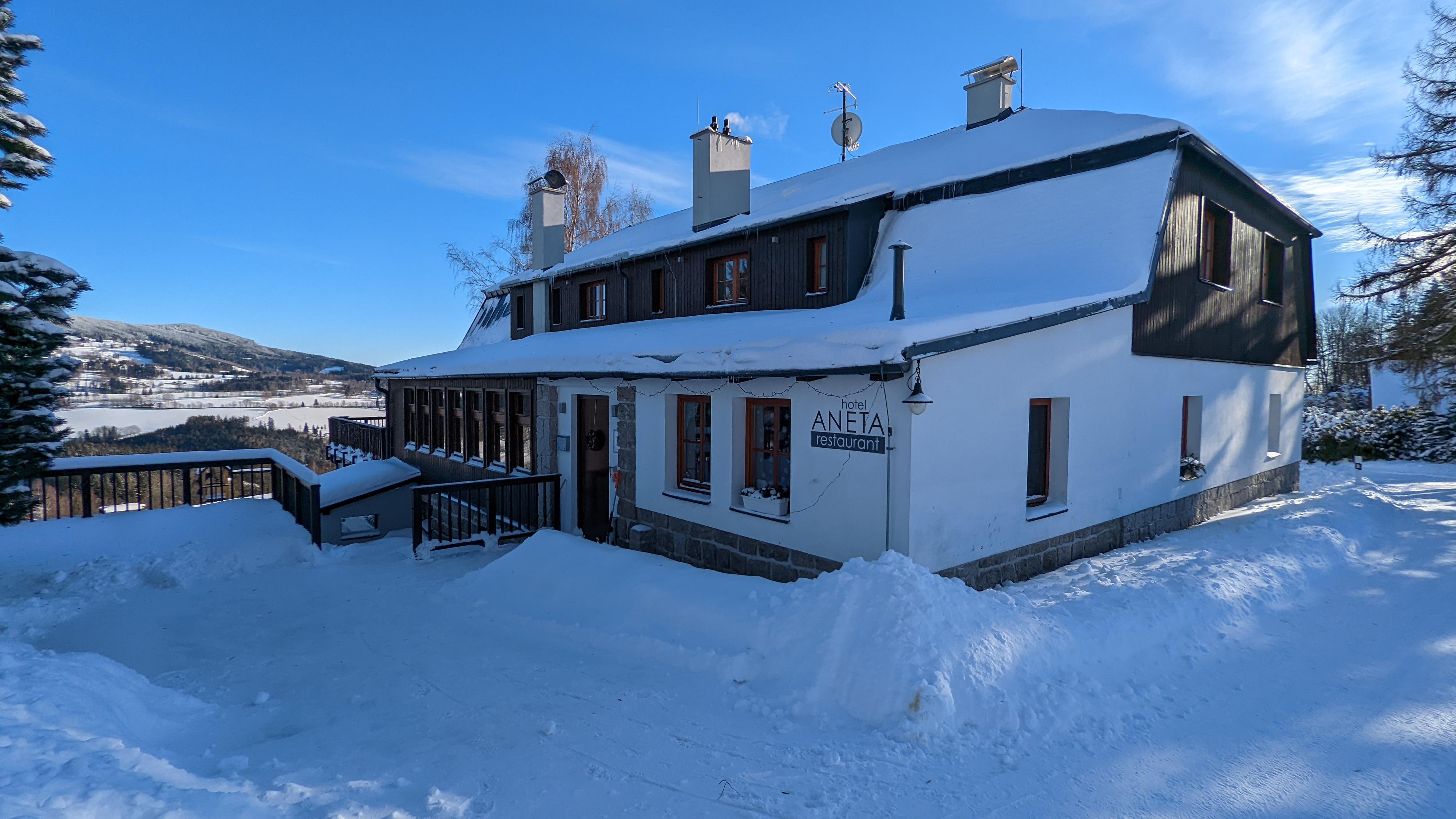 Aneta Hotel & Restaurant foto 6