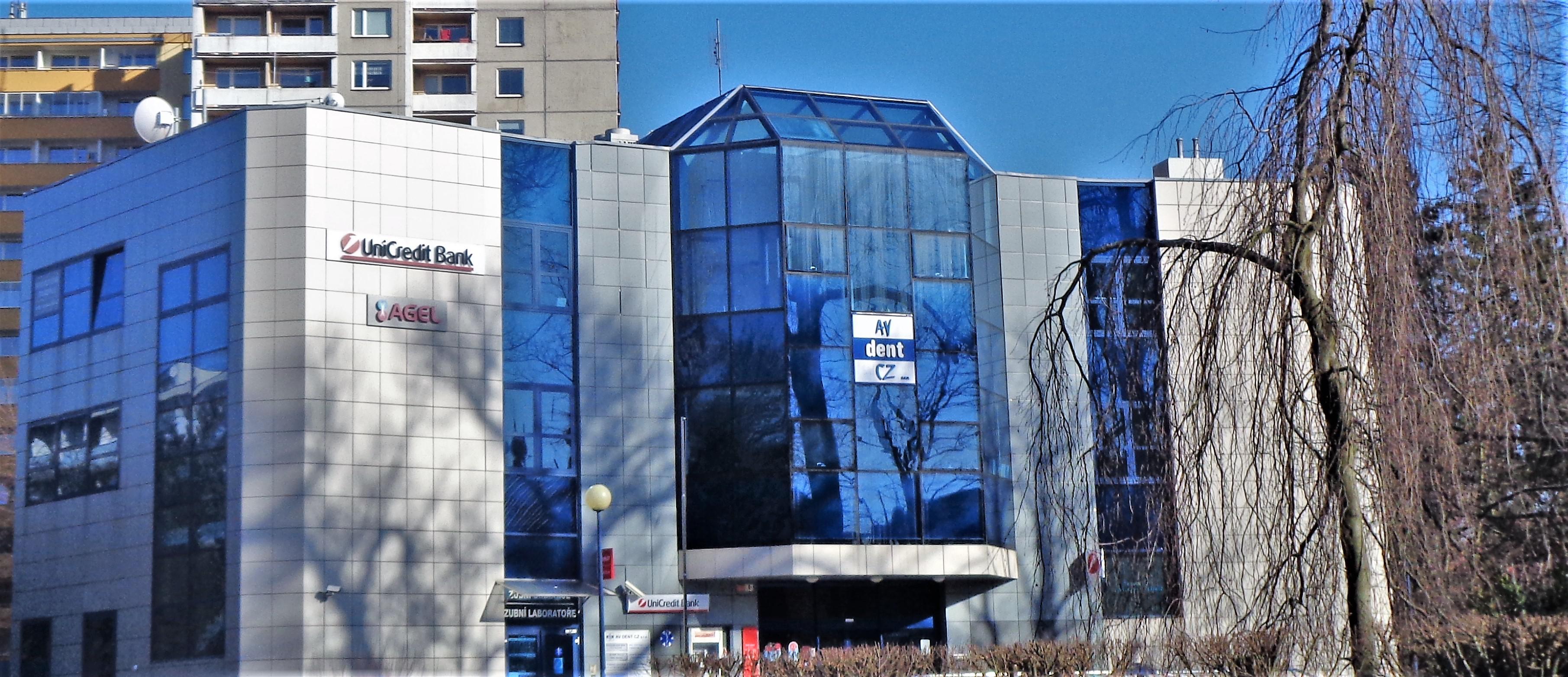 Bankomat UniCredit Bank Czech Republic foto 2