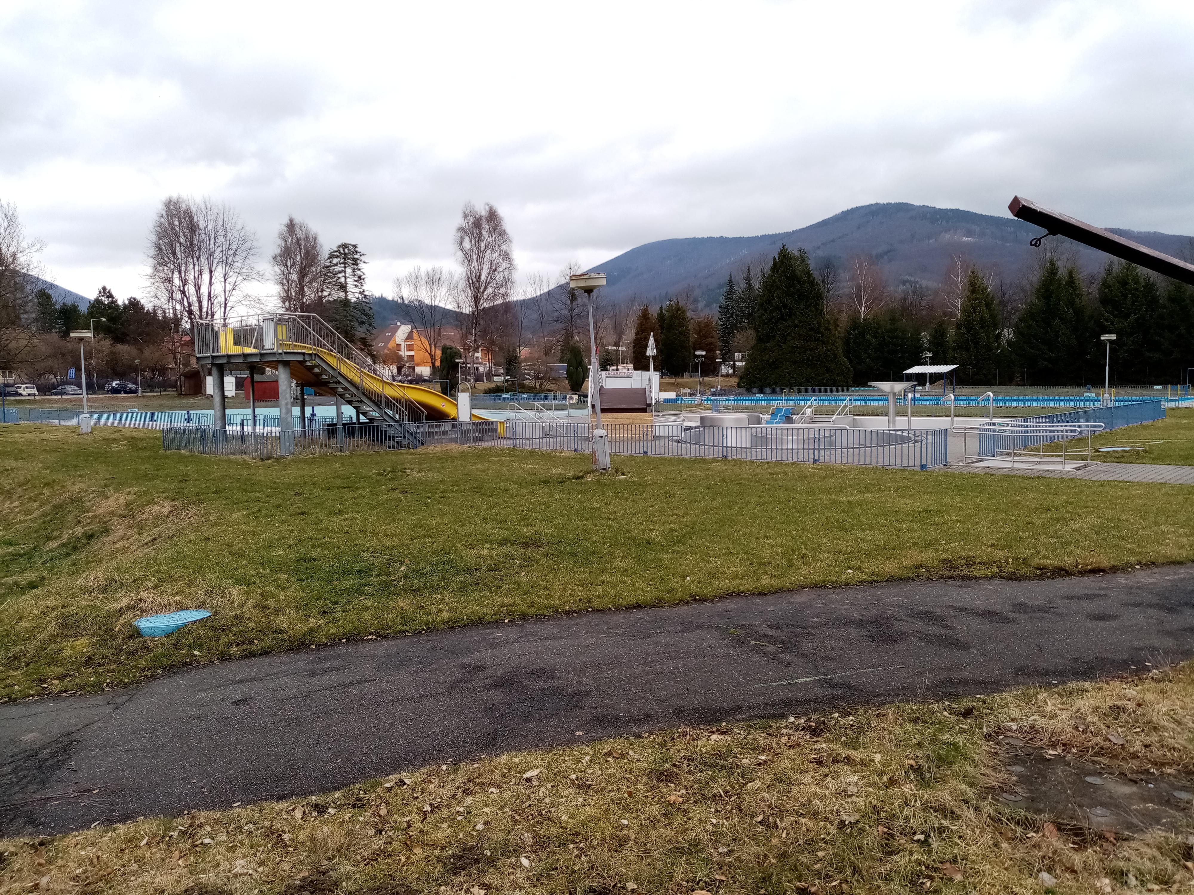 Rožnovské koupaliště foto 5