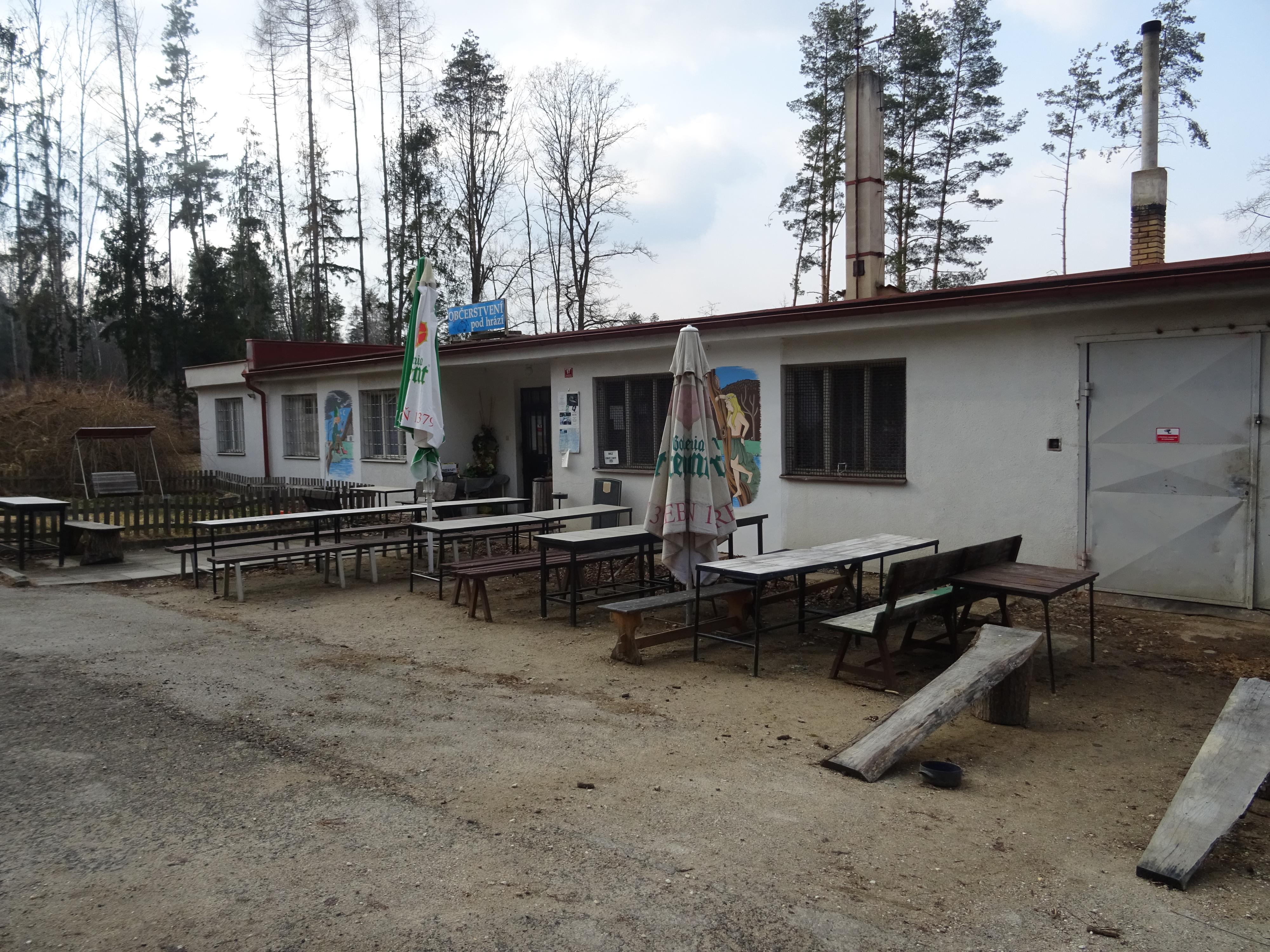 Občerstvení pod hrází foto 4