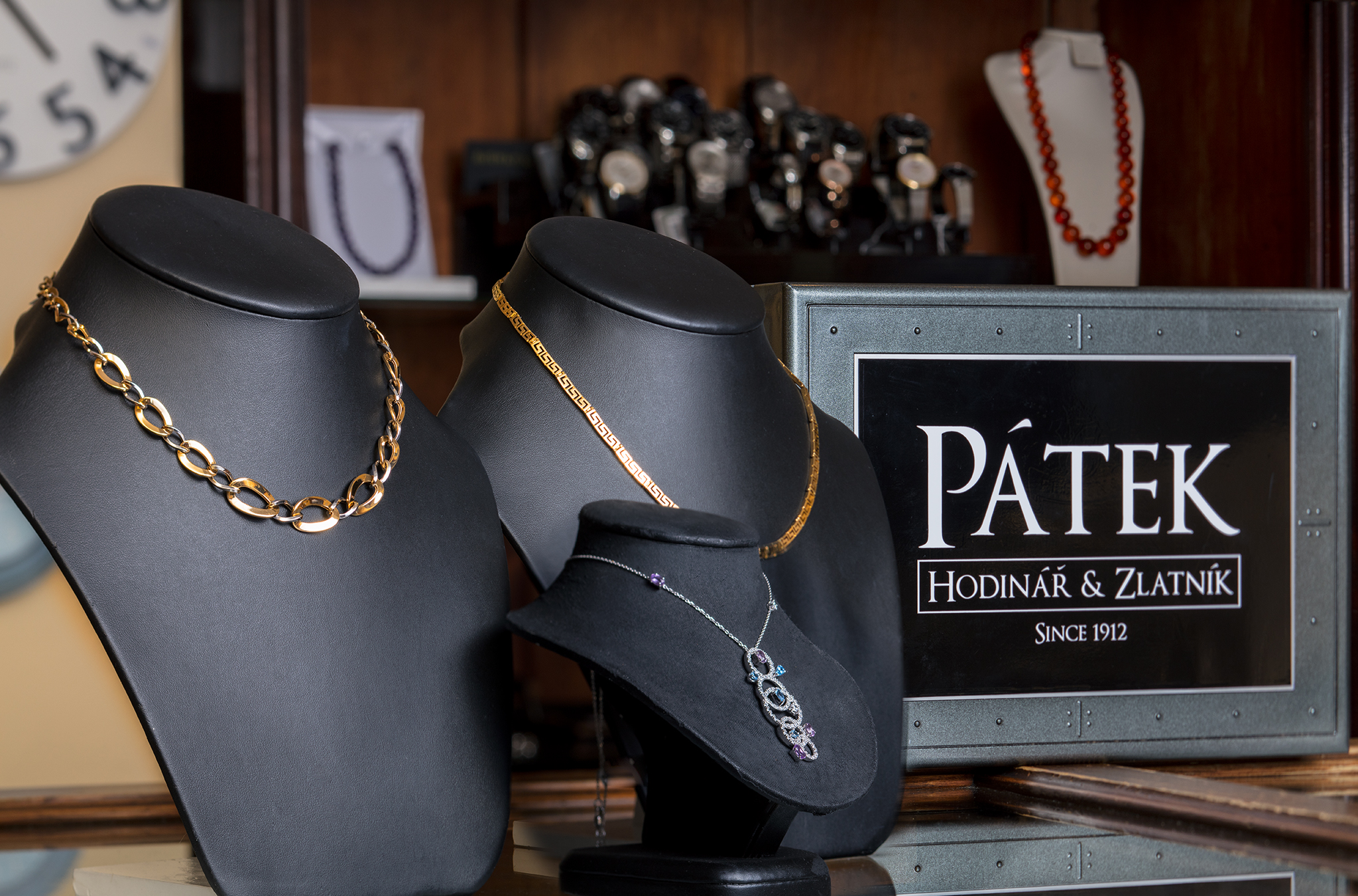 PÁTEK HODINÁŘ & ZLATNÍK zal. 1912 foto 3