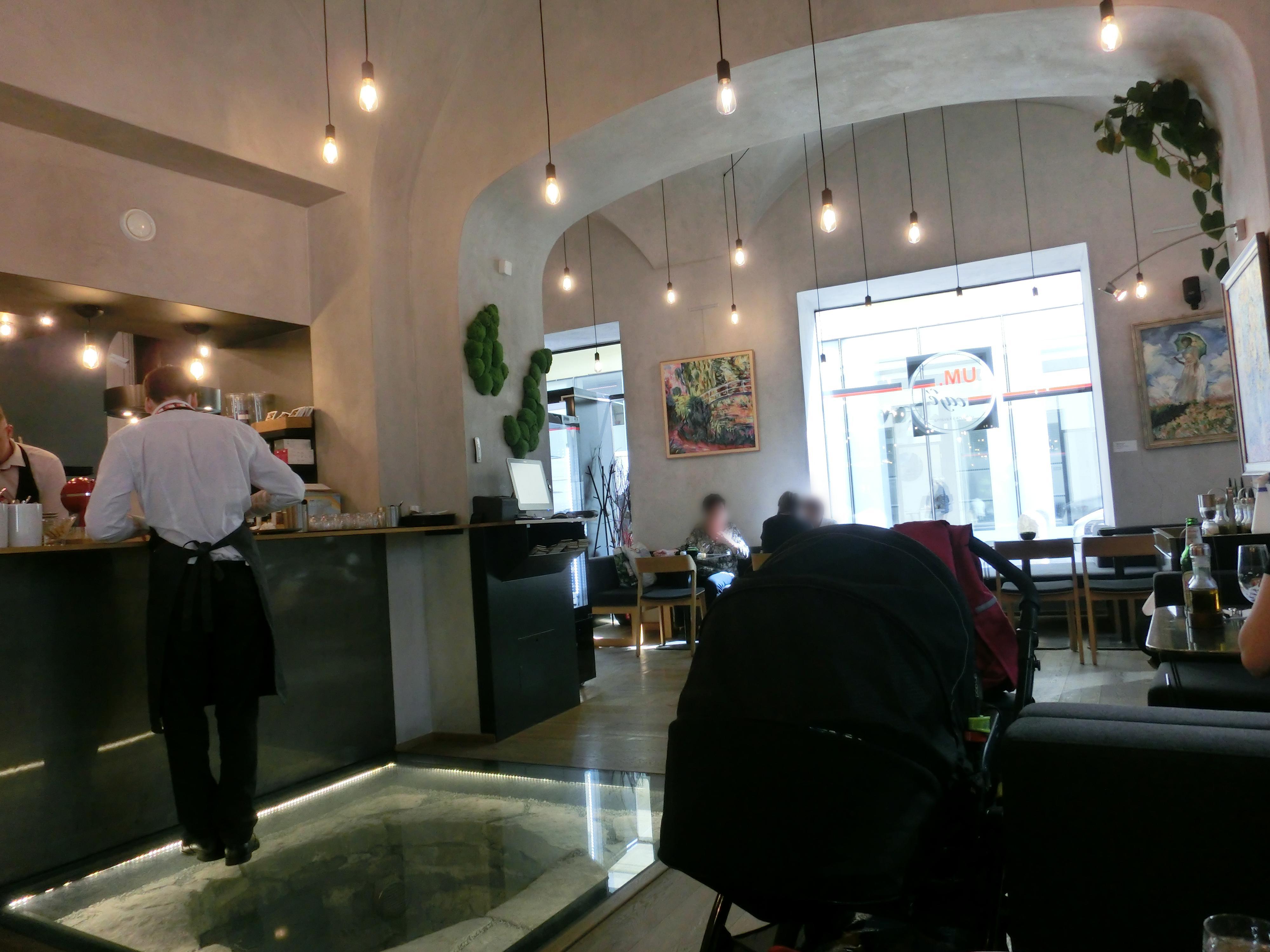 Um café foto 4