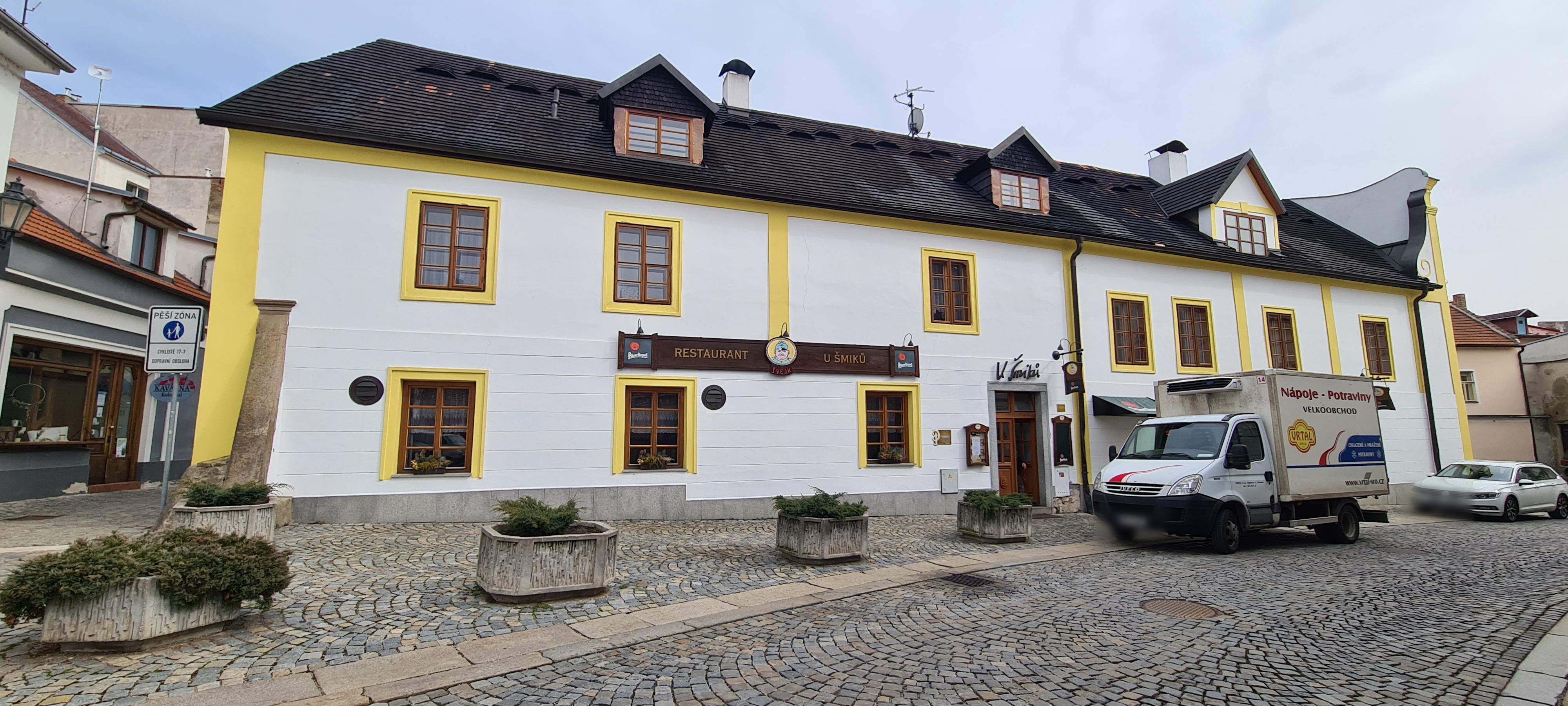 Švejkovský restaurant U Šmiků foto 6