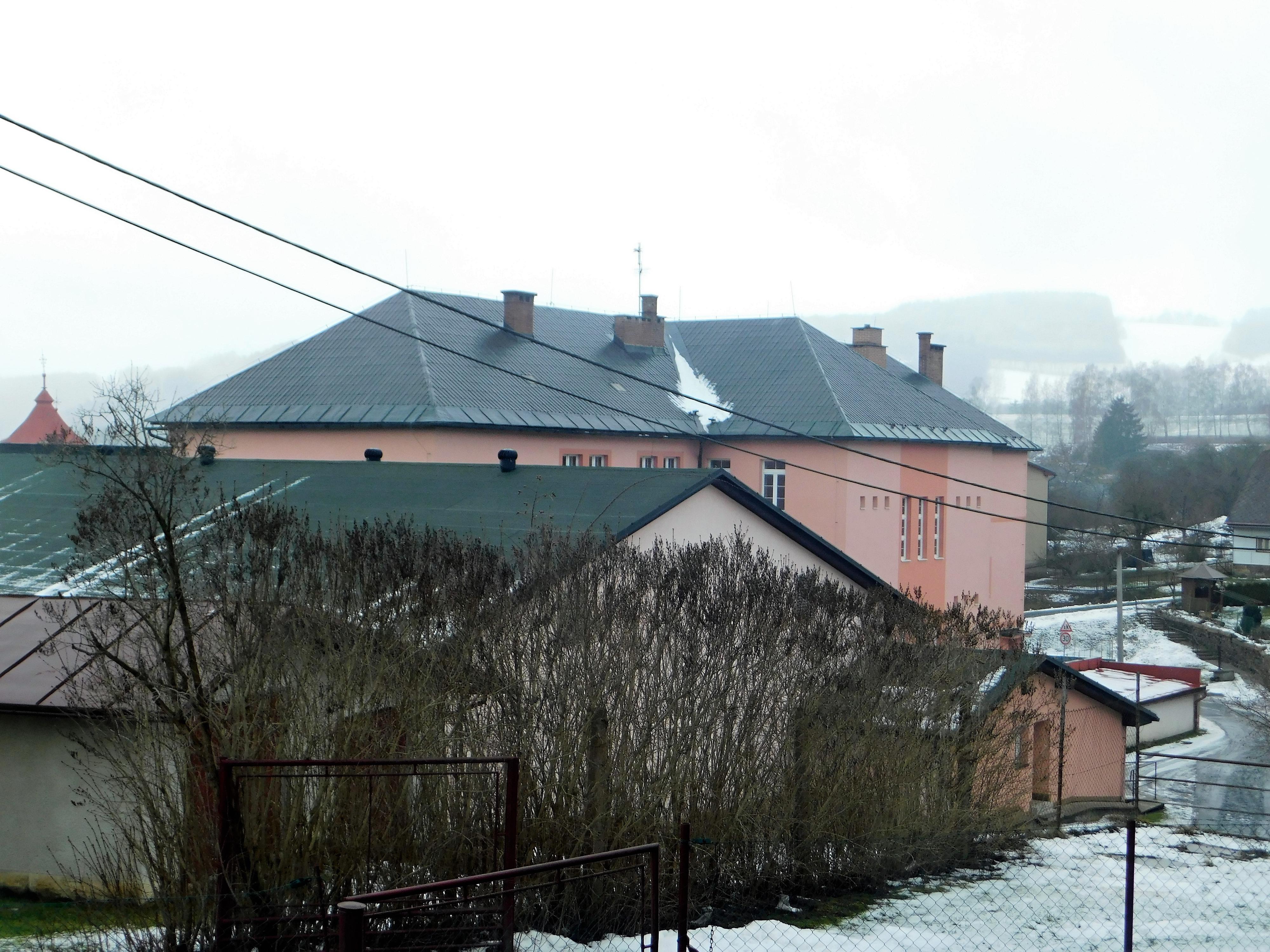 ZŠ Poniklá foto 4