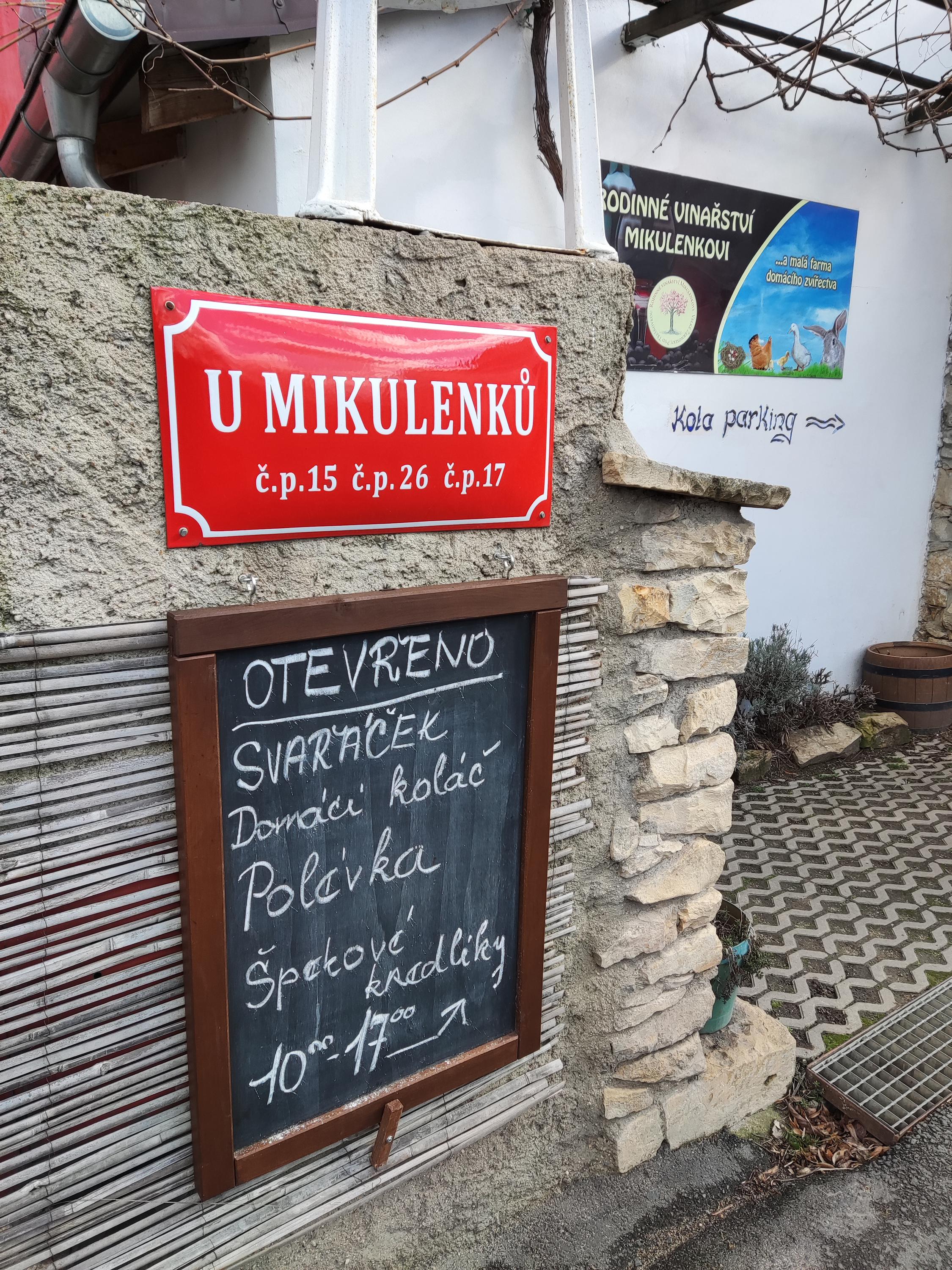 Rodinné vinařství Mikulenkovi foto 4