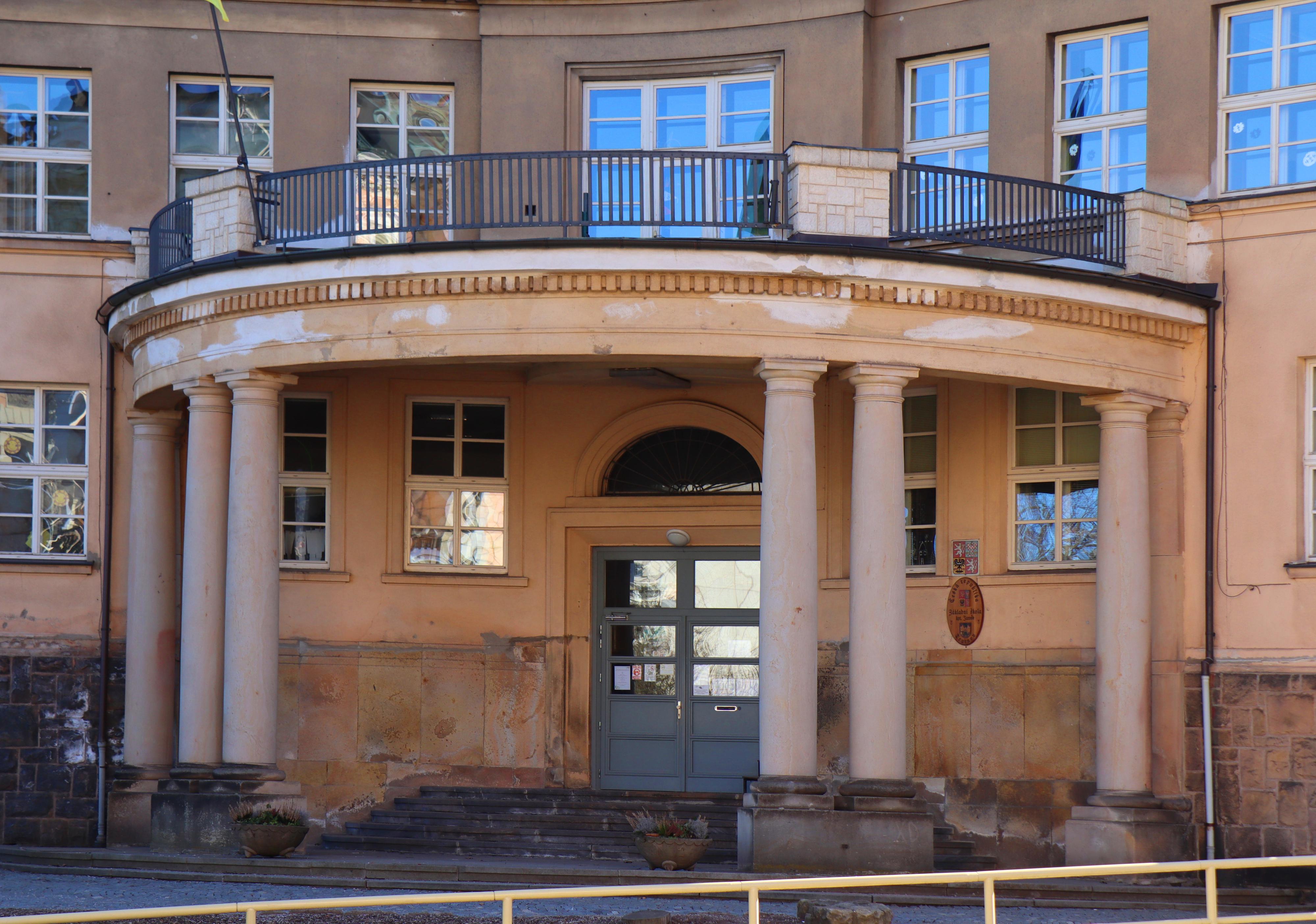 Základní škola kpt. Jaroše,Trutnov,Gorkého 38 foto 5