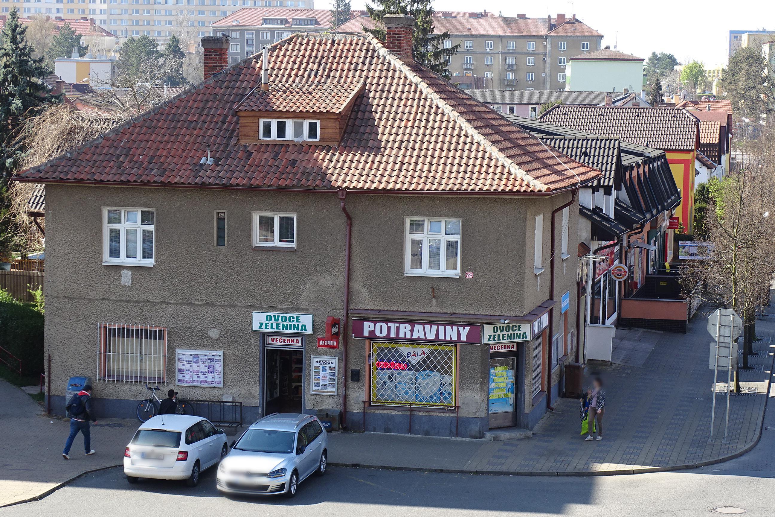 Potraviny náměstí Republiky 452 foto 3