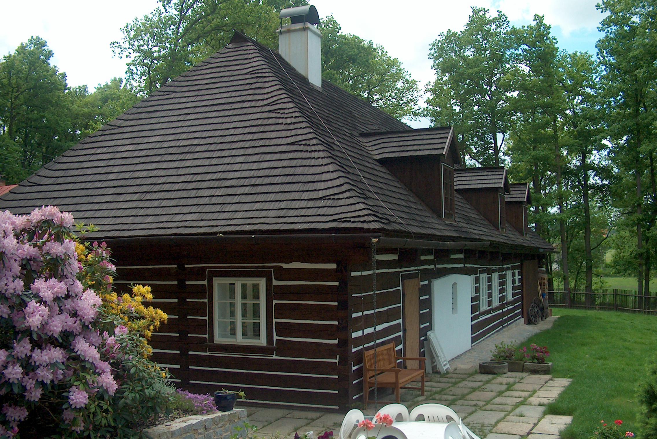 Flurhome.cz - Dřevostavby Stachy s.r.o.