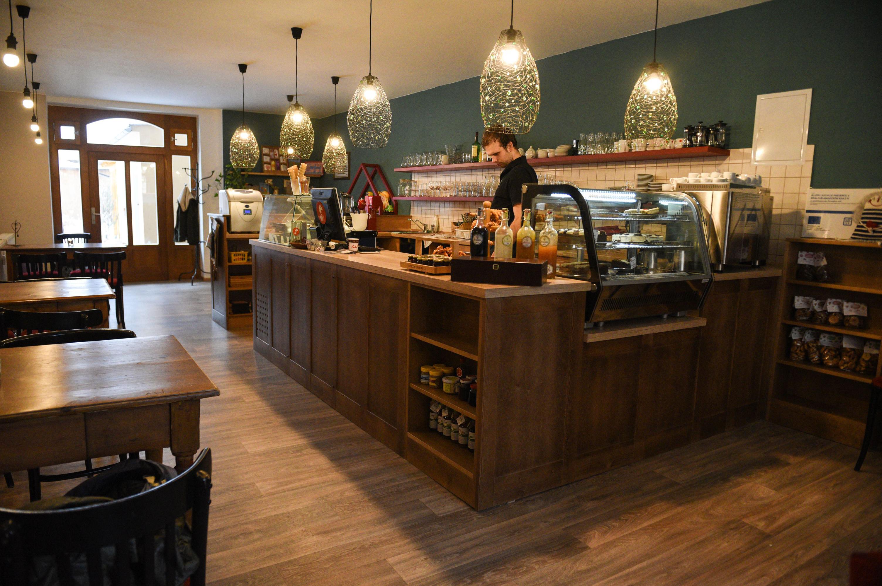 Kavárna Láry Fáry