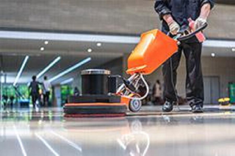 Profesionální strojové čištění podlah a koberců