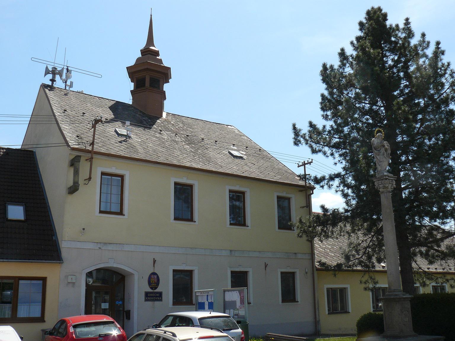 Želetava - úřad městyse foto 2
