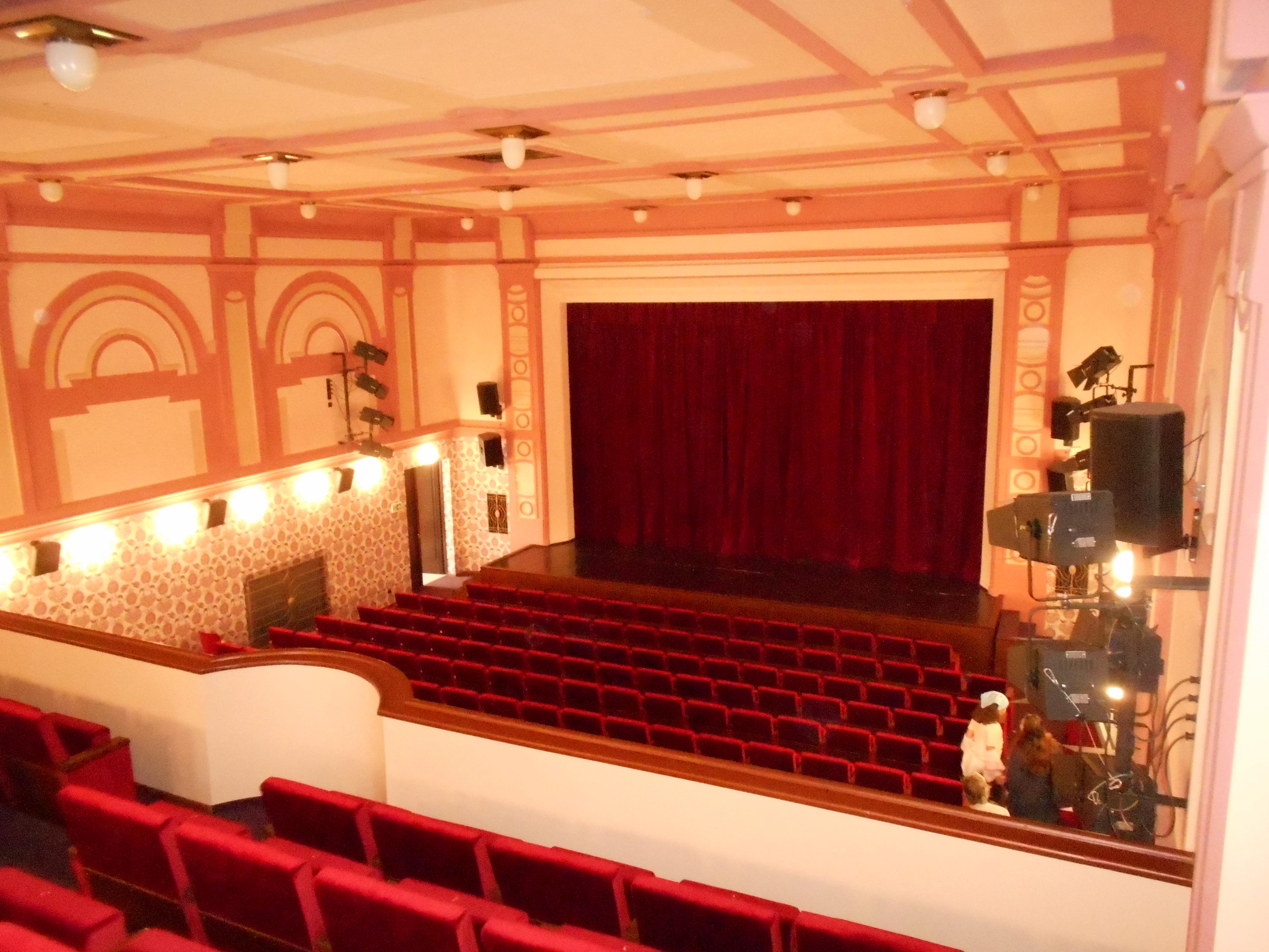 Šemberovo divadlo foto 3