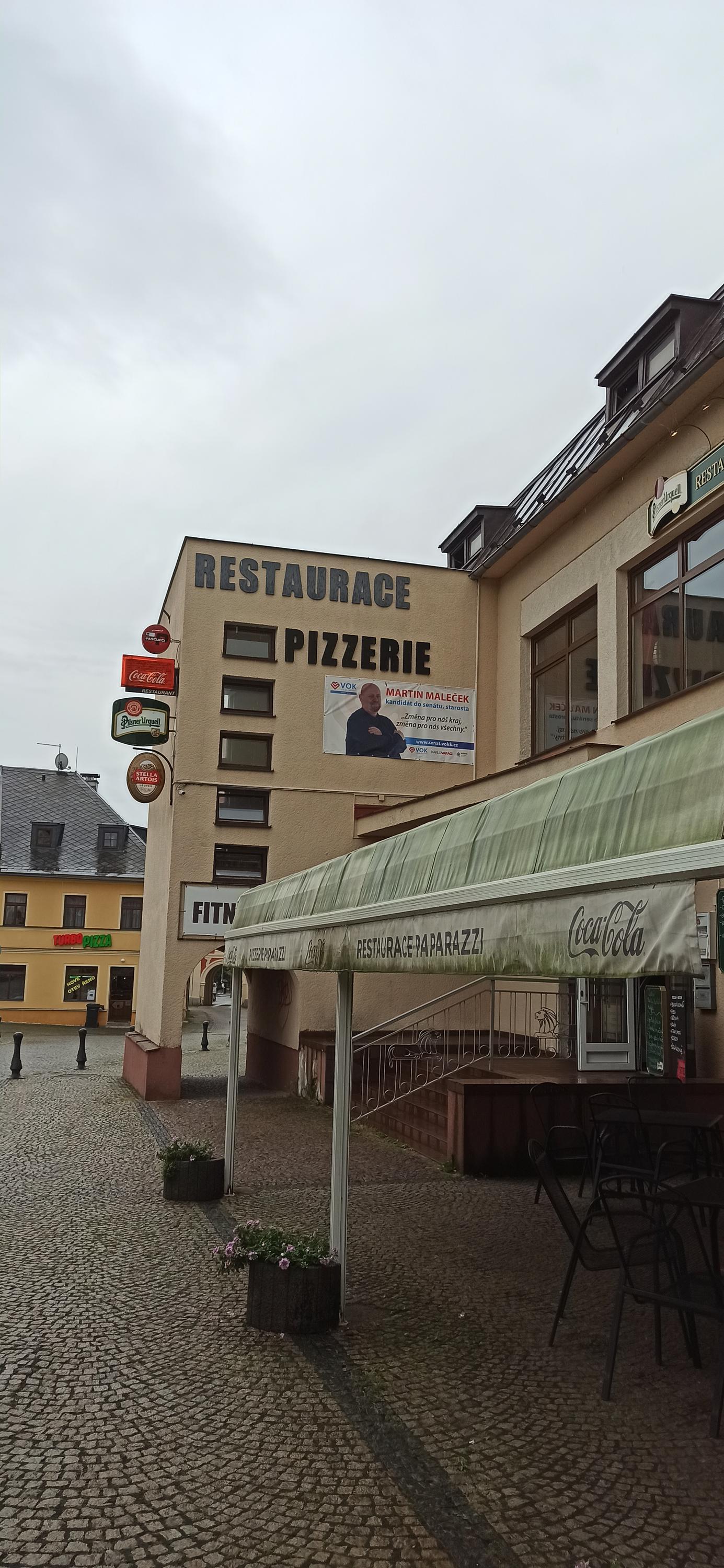 PIZZERIE & RESTAURACE PAPARAZZI foto 6