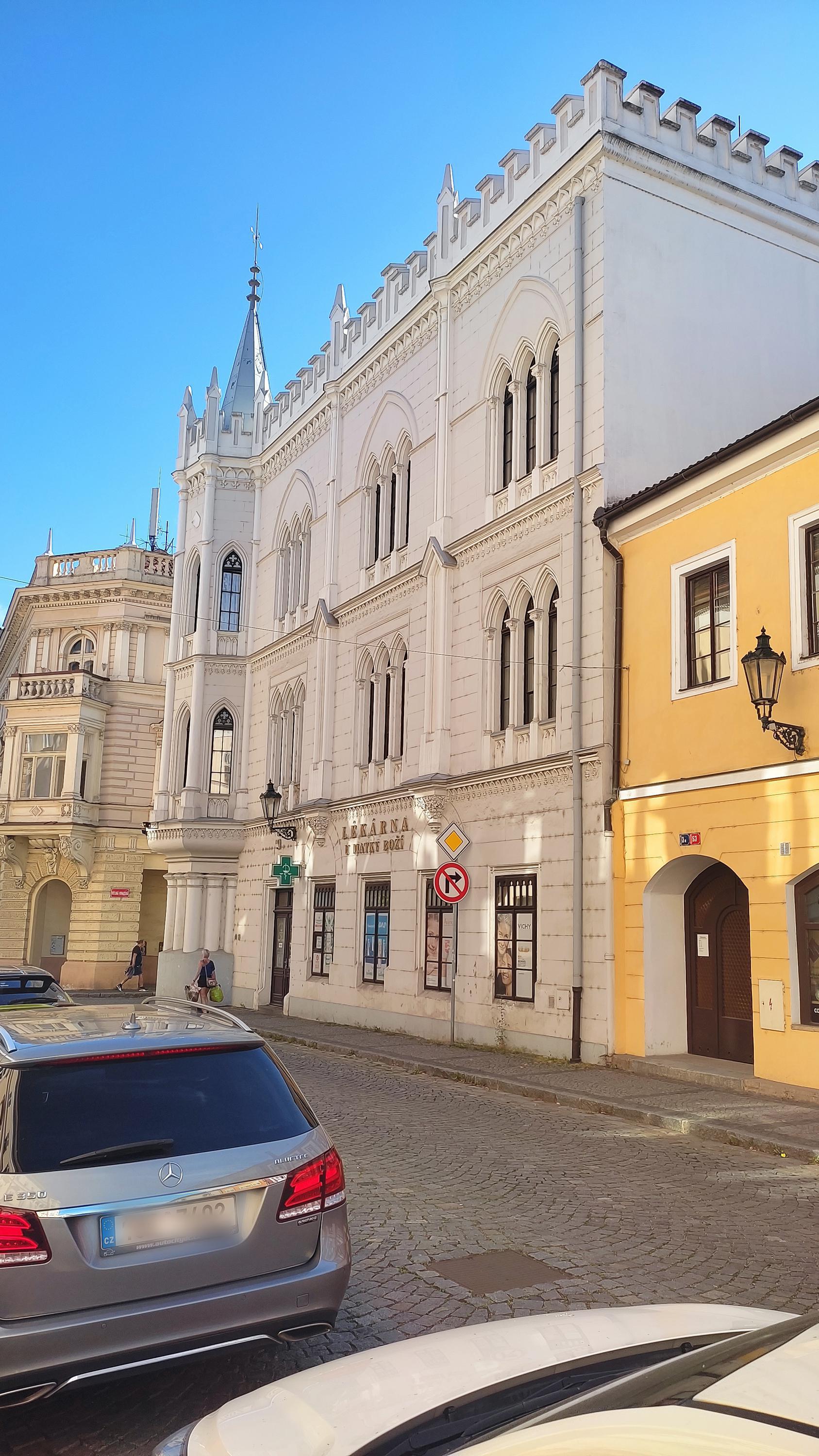 Lékárna U Matky Boží foto 2