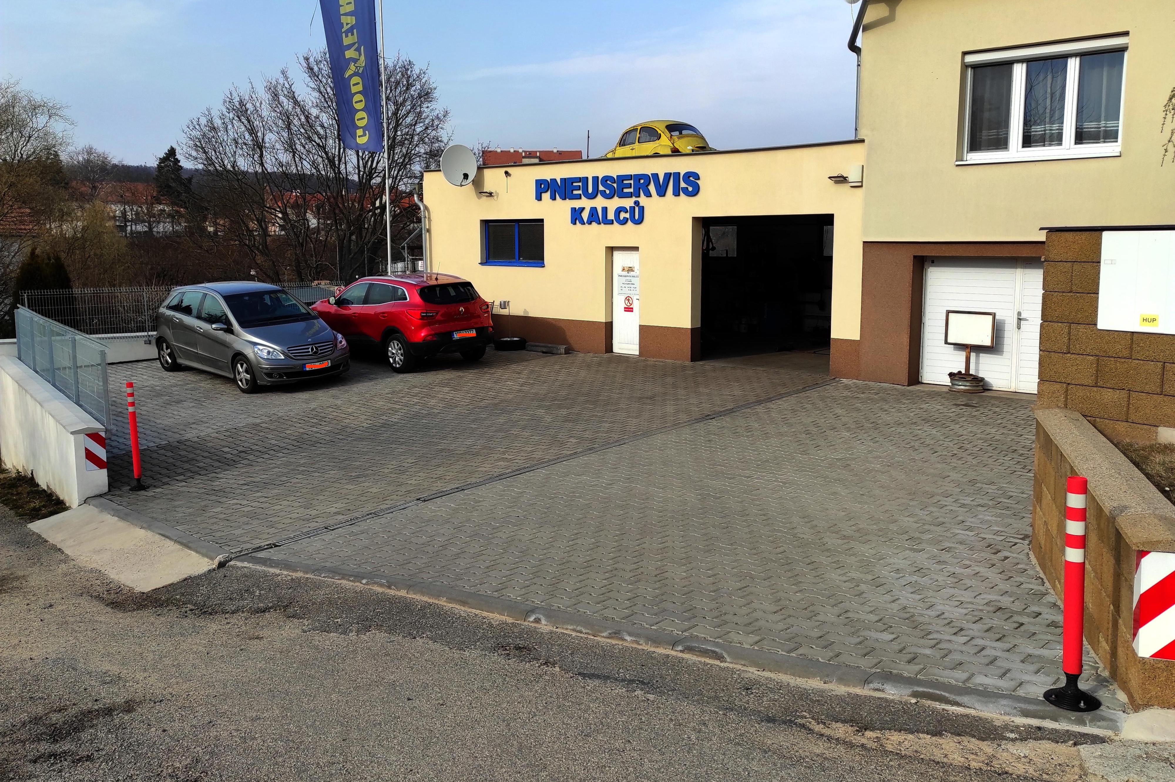 Pneuservis Kalců