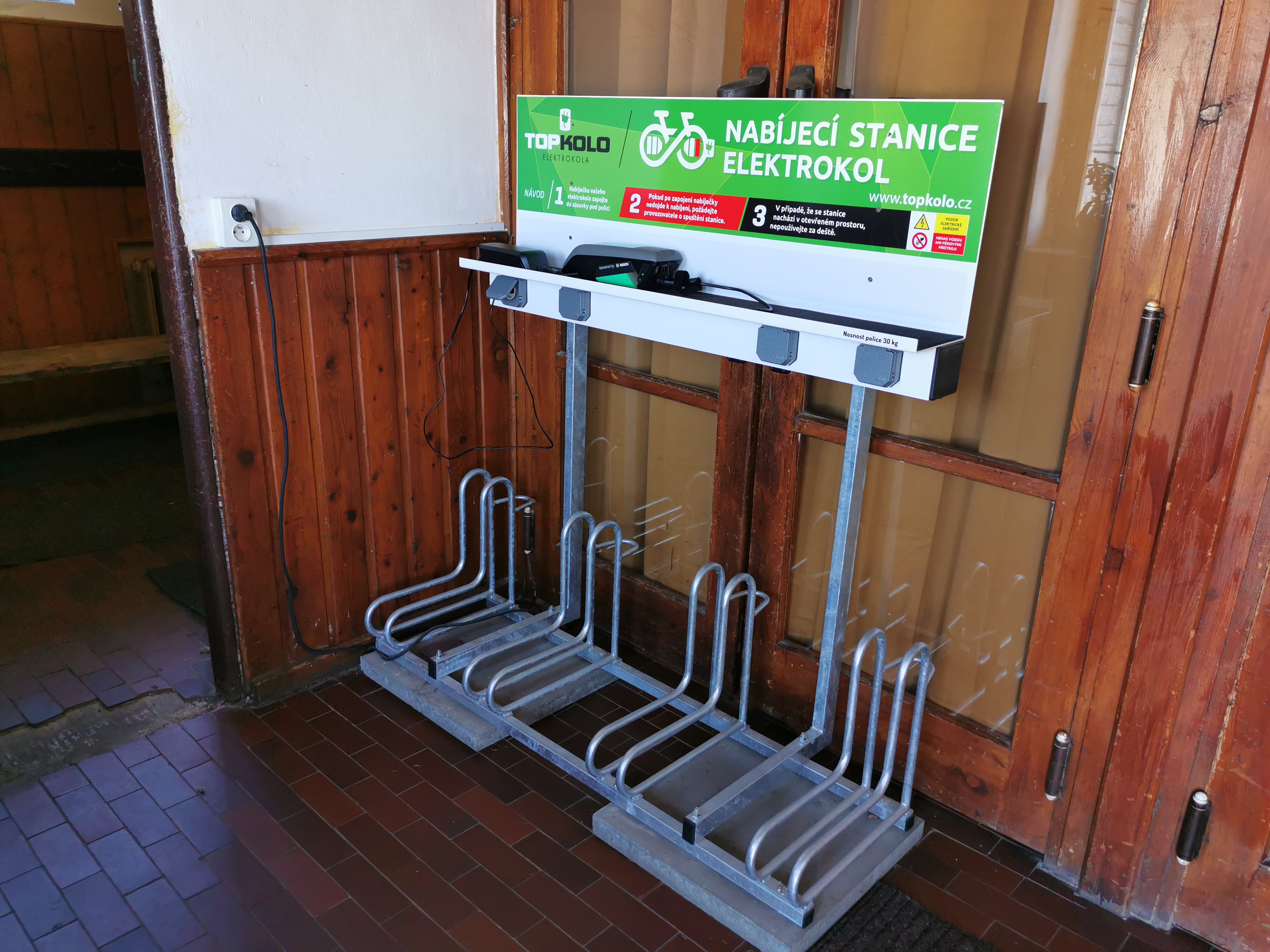 Dvorská Bouda - nabíjecí stanice