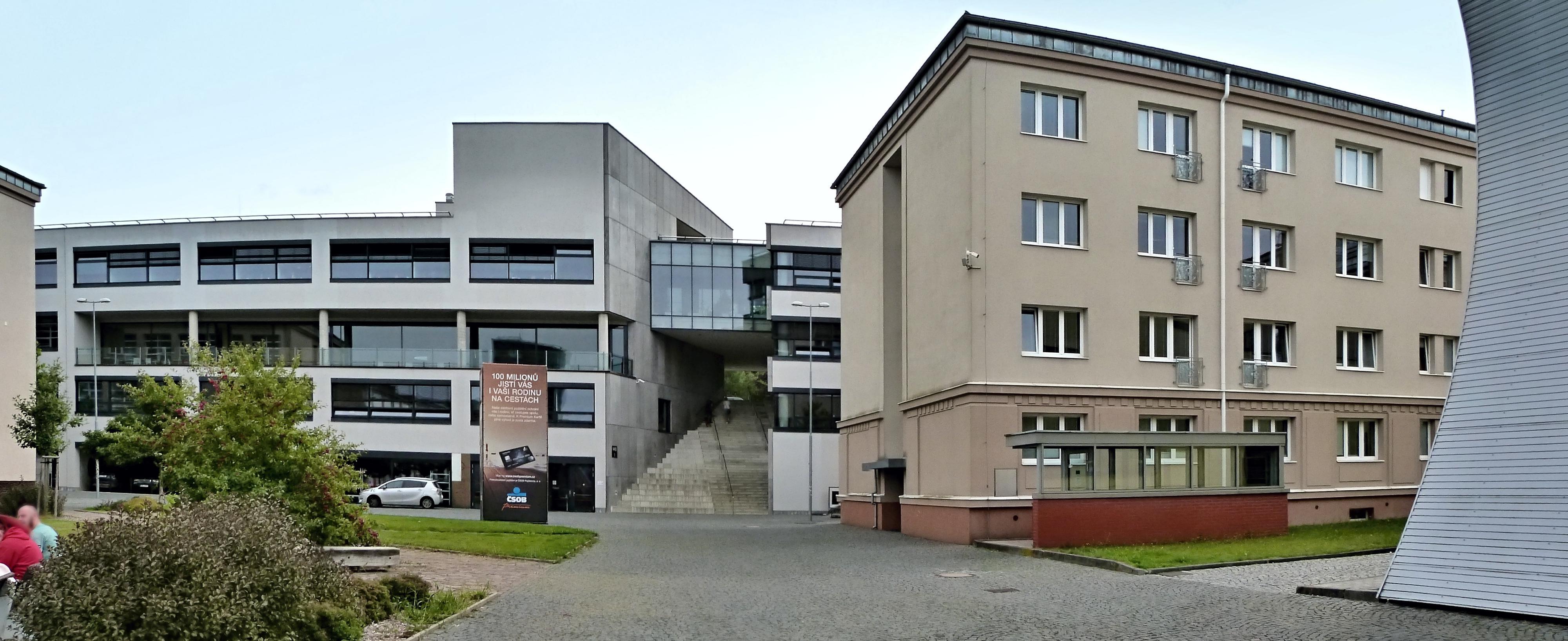 Technická univerzita v Liberci - Katedra aplikované matematiky Fakulty přírodovědně-humanitní a pedagogické foto 3