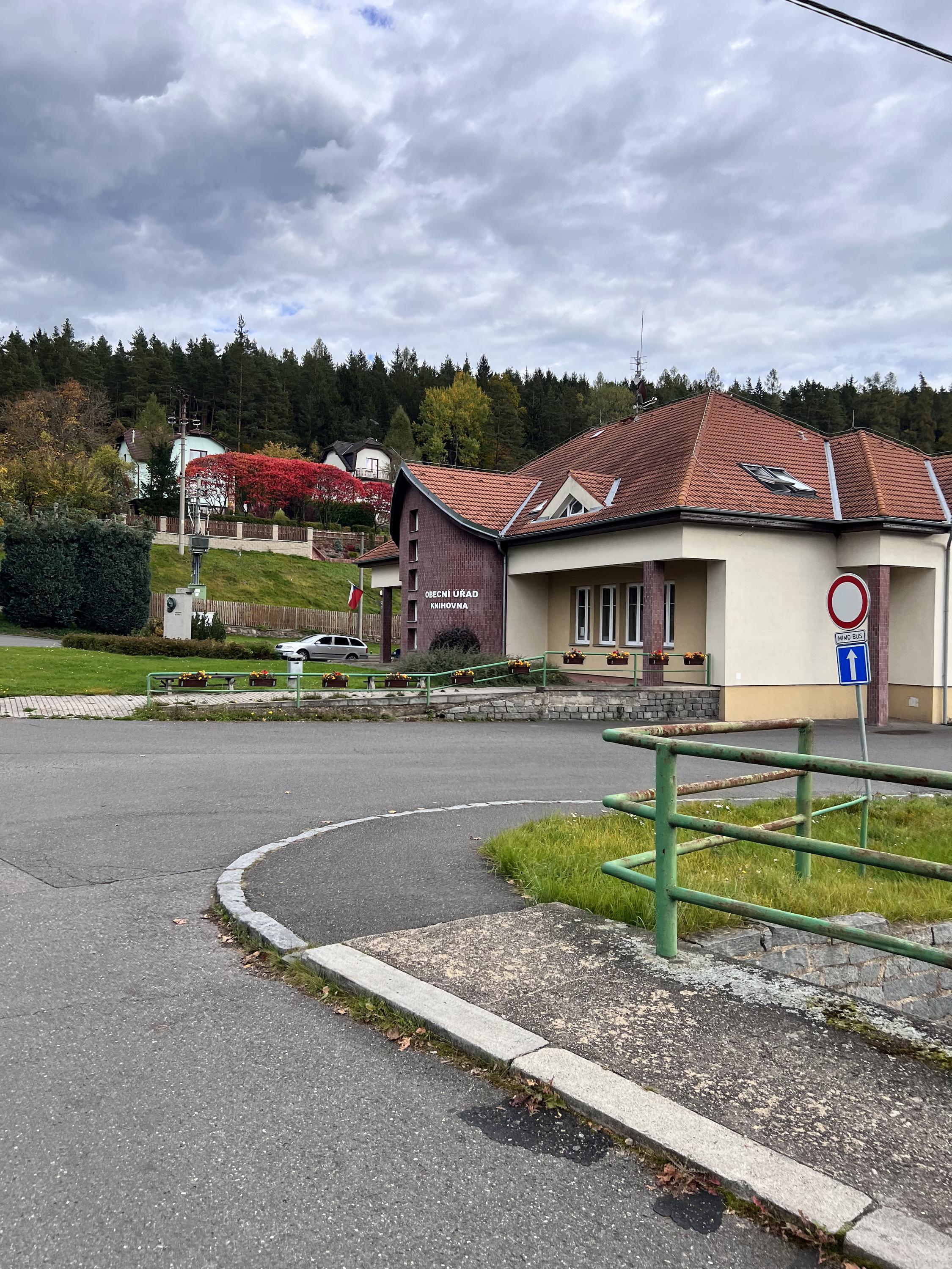 Čenkov - obecní úřad foto 3